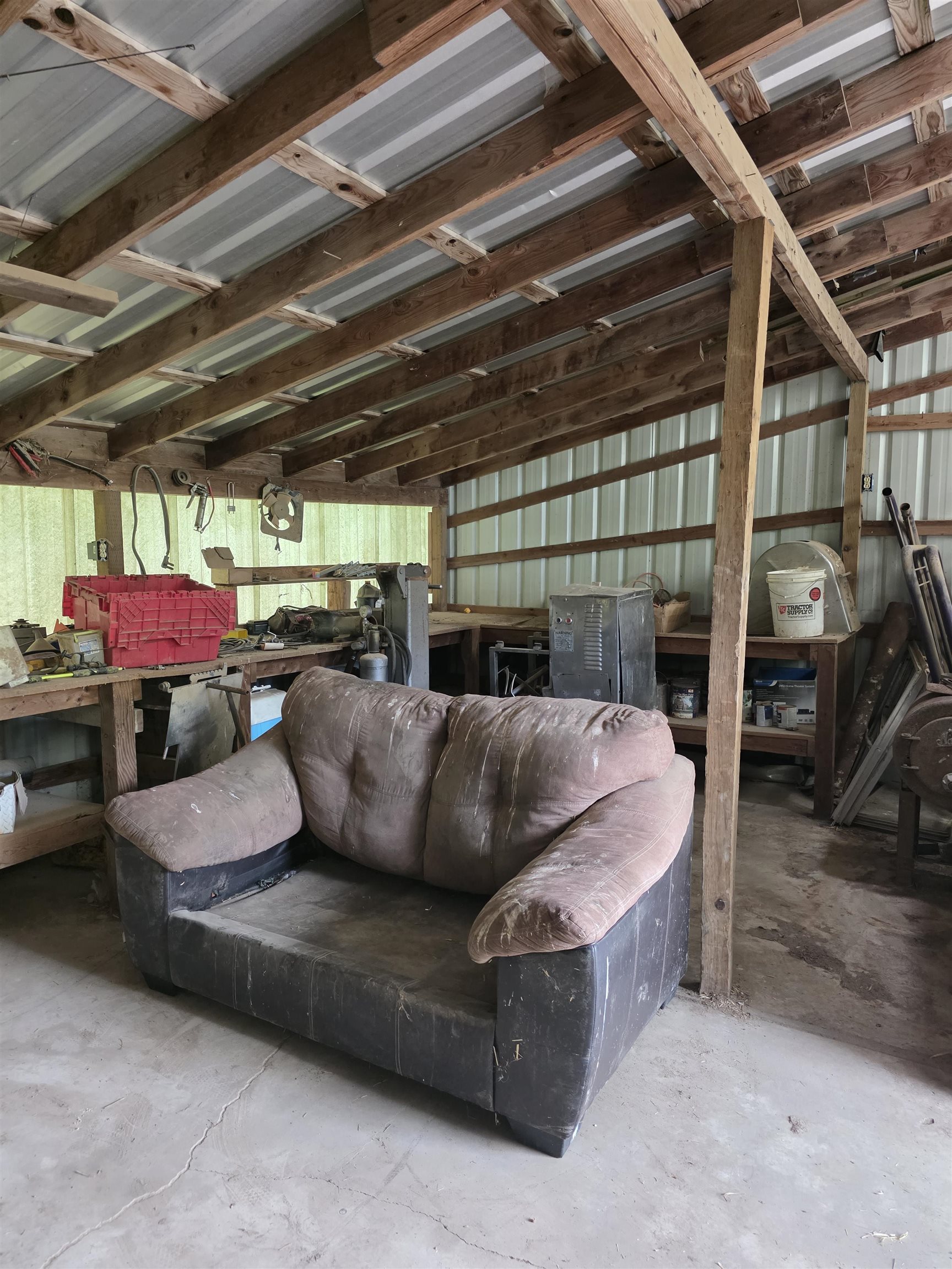 1901 Green Rd - Photo 4