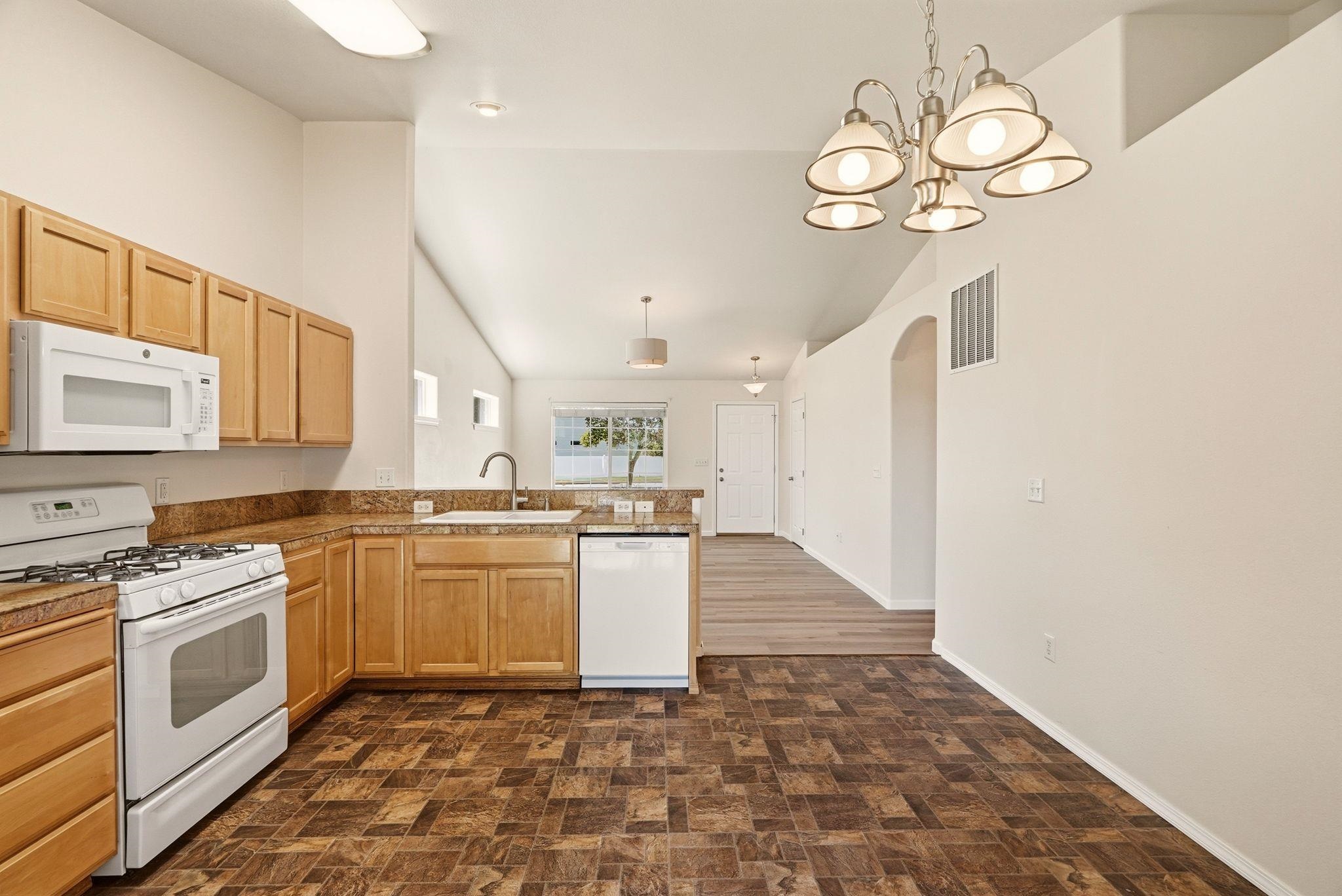 9412 N Oak St - Photo 11