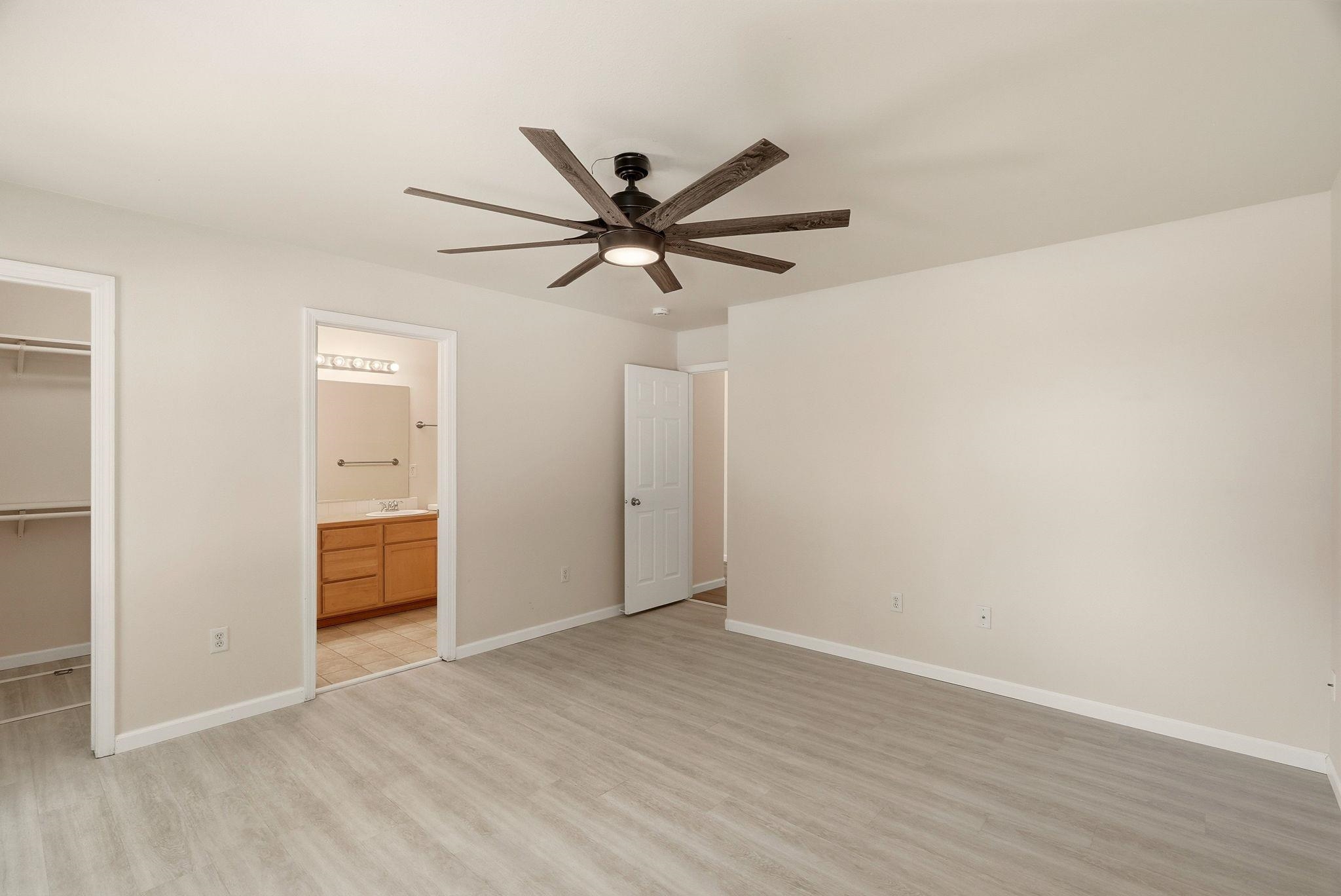 9412 N Oak St - Photo 15