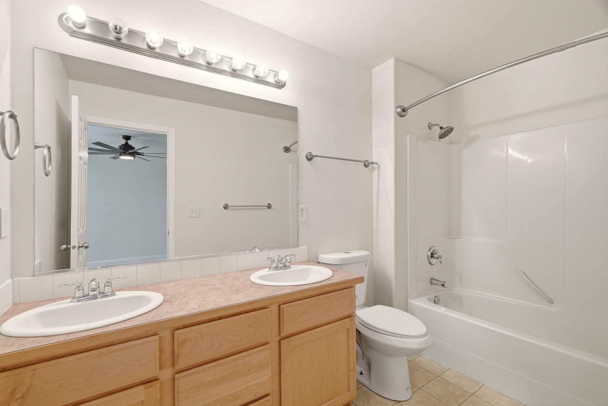 9412 N Oak St - Photo 16