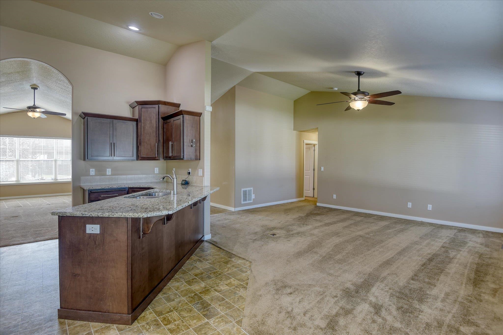 9920 N Austin Ln - Photo 11