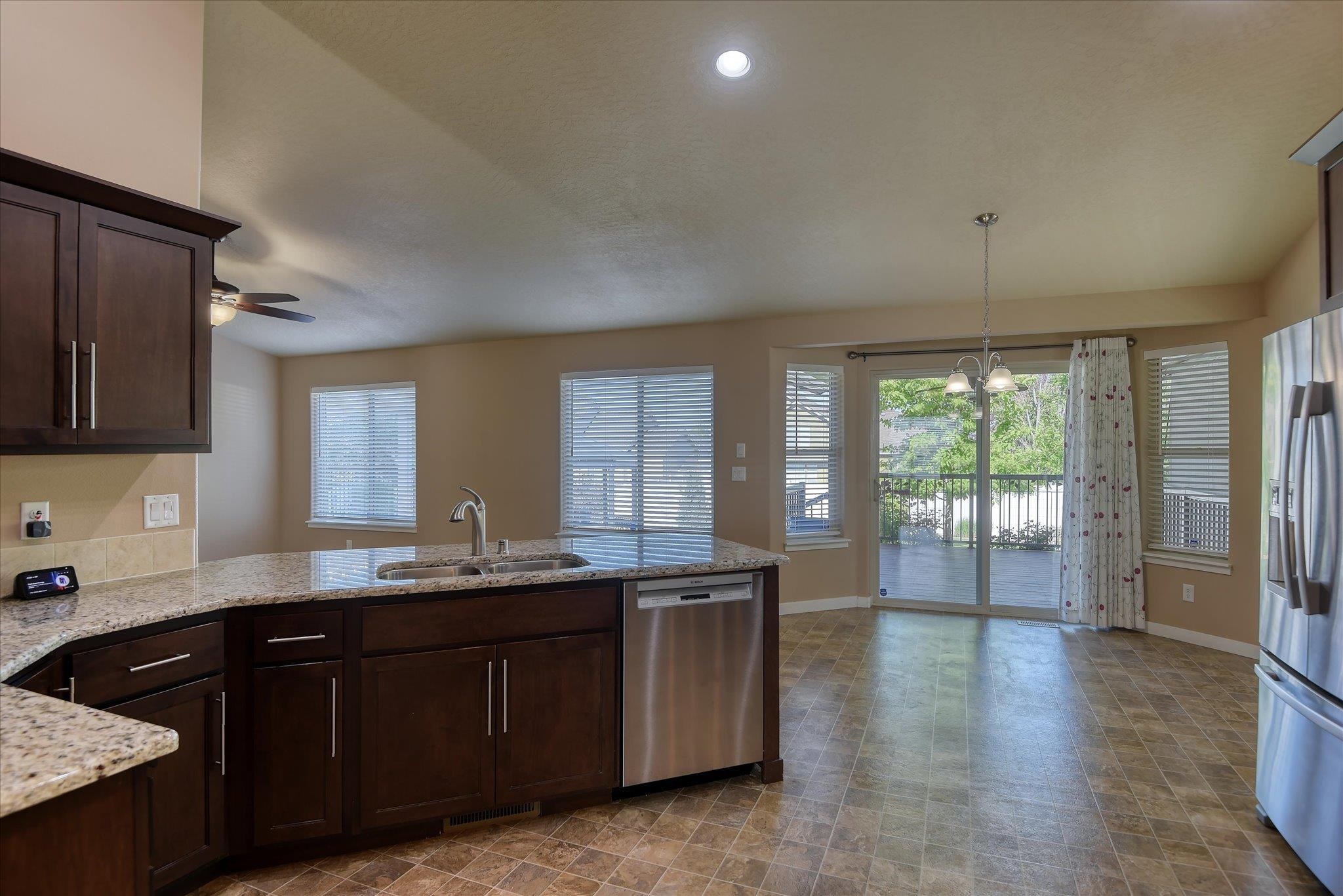 9920 N Austin Ln - Photo 14