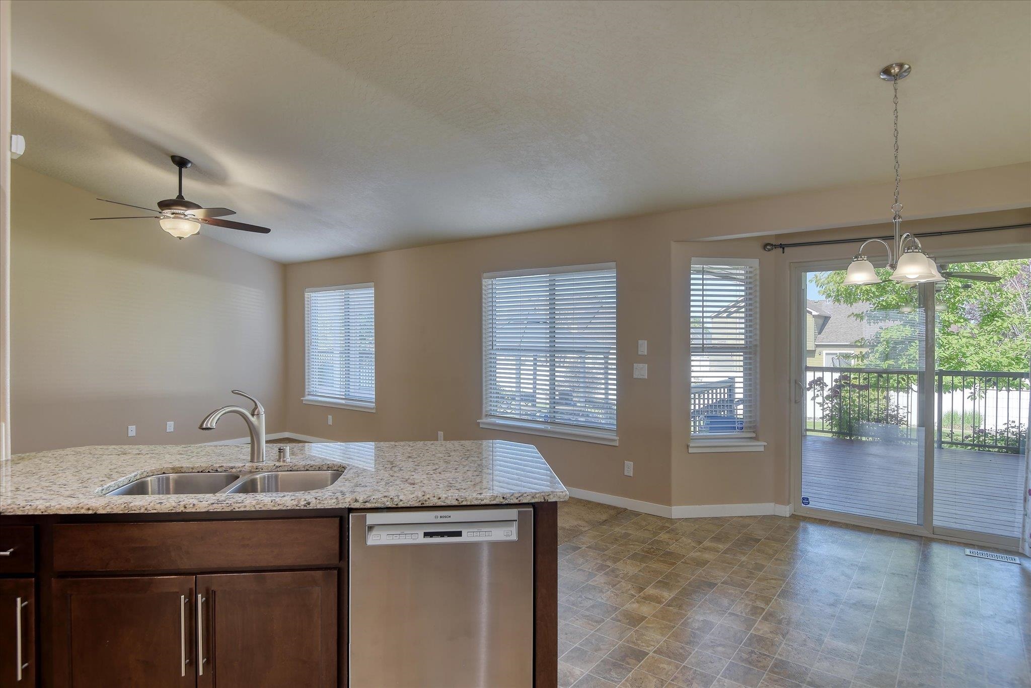 9920 N Austin Ln - Photo 15