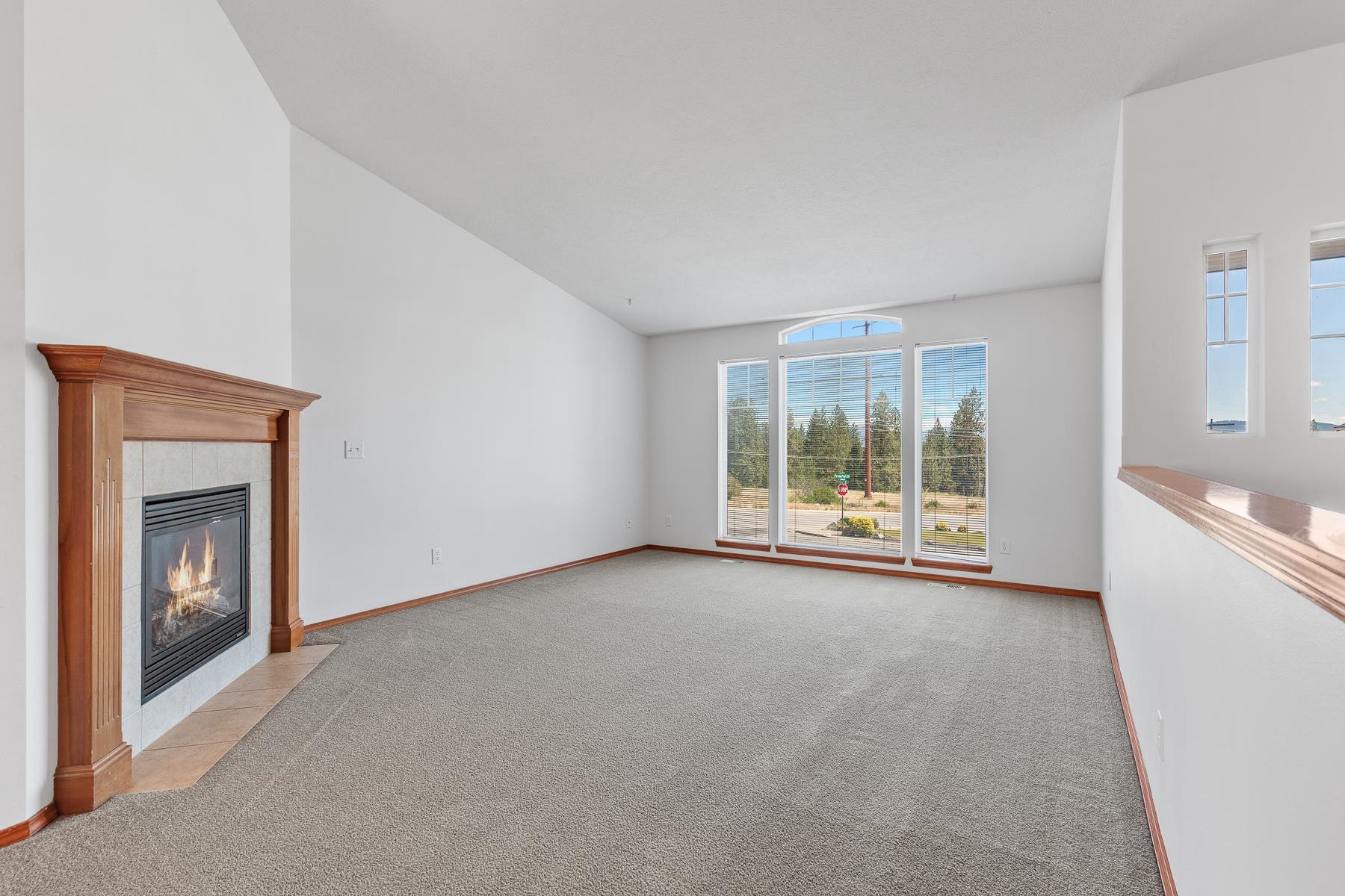 6115 N Edgemont Ln - Photo 3