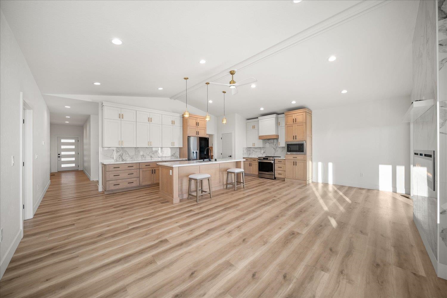 4223 W Bush Dr - Photo 9