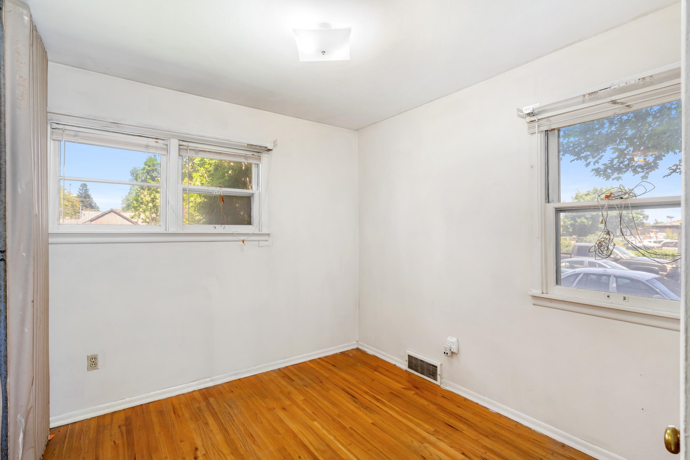 8004 E Mission Ave - Photo 22