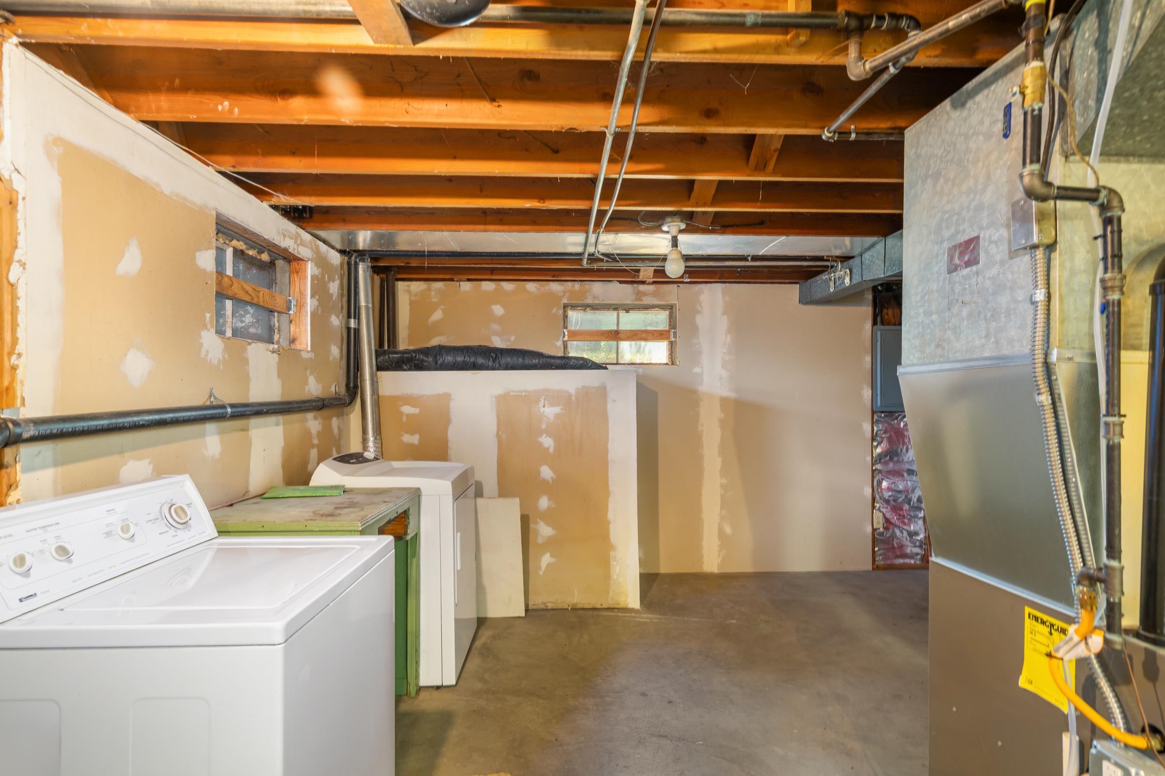 8004 E Mission Ave - Photo 26