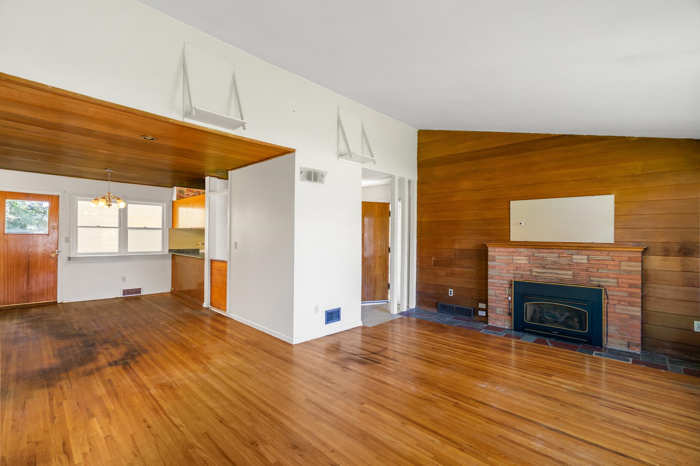 8004 E Mission Ave - Photo 37