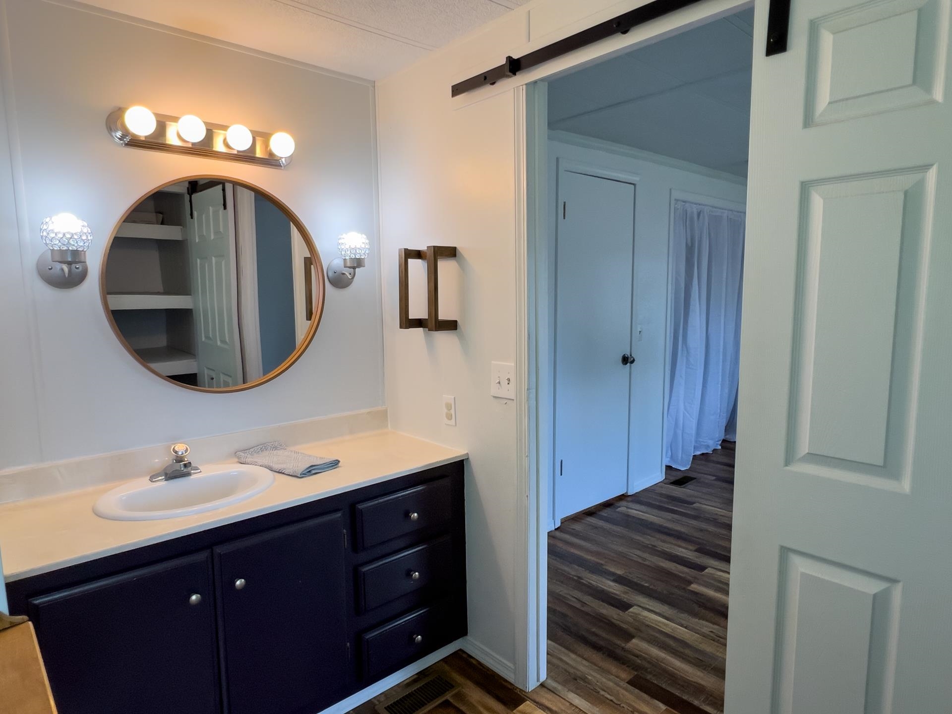 3306 E 4th Ct - Photo 16