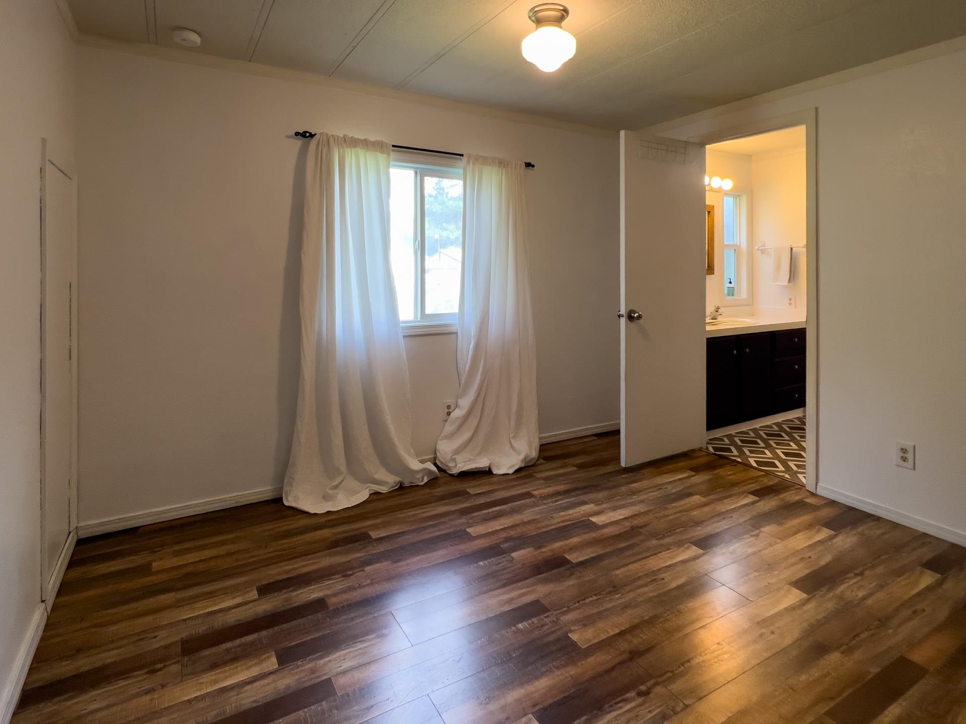 3306 E 4th Ct - Photo 19