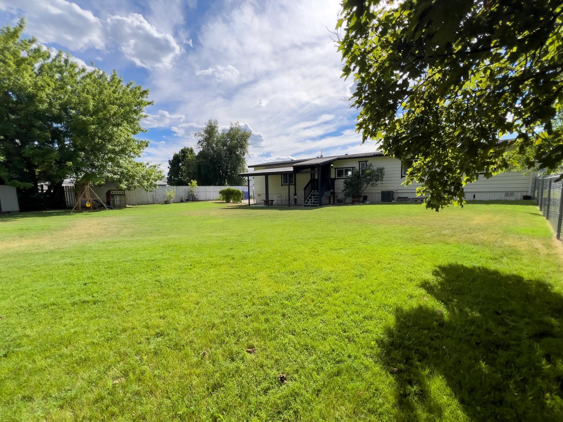 3306 E 4th Ct - Photo 28