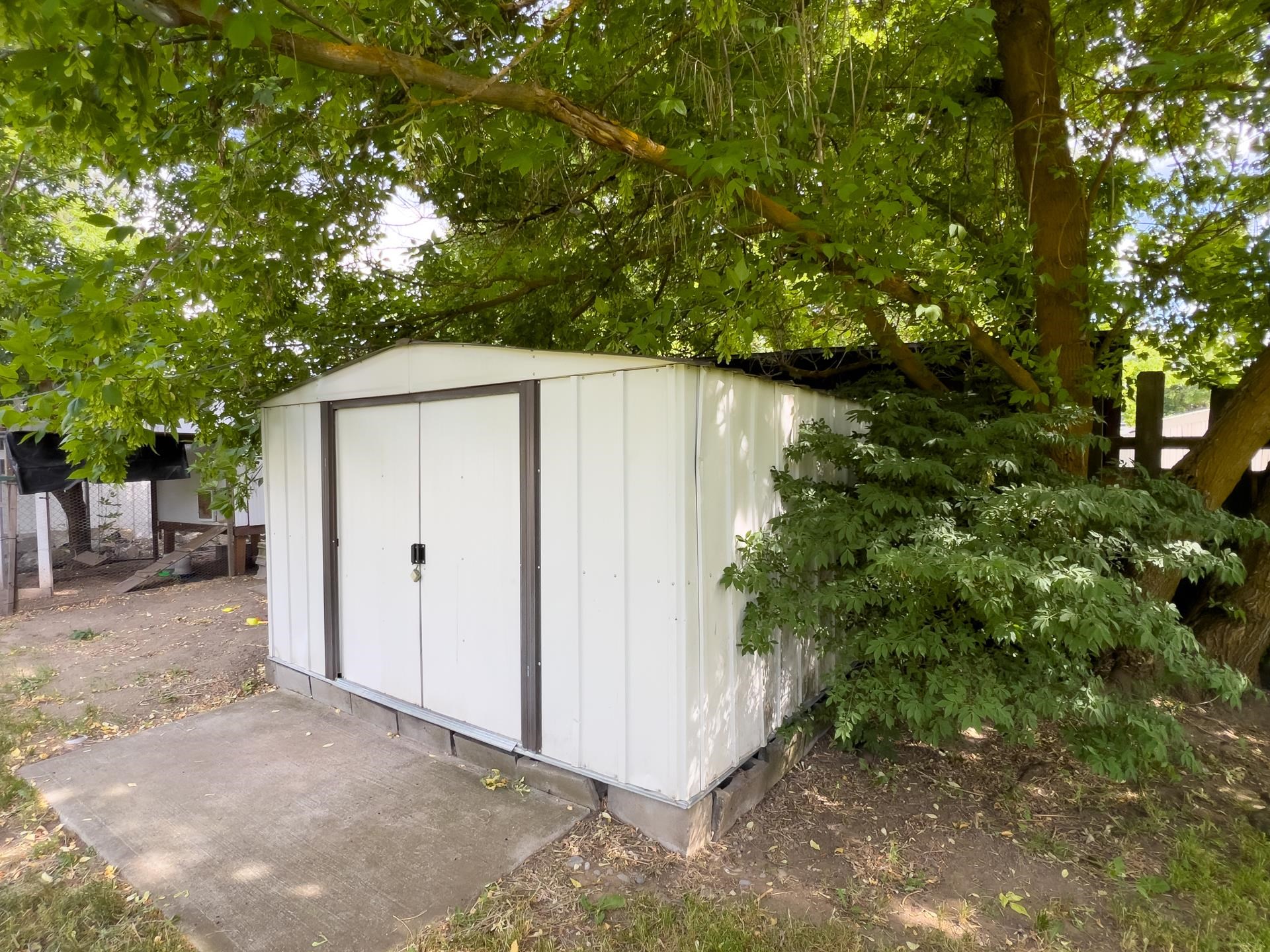 3306 E 4th Ct - Photo 30
