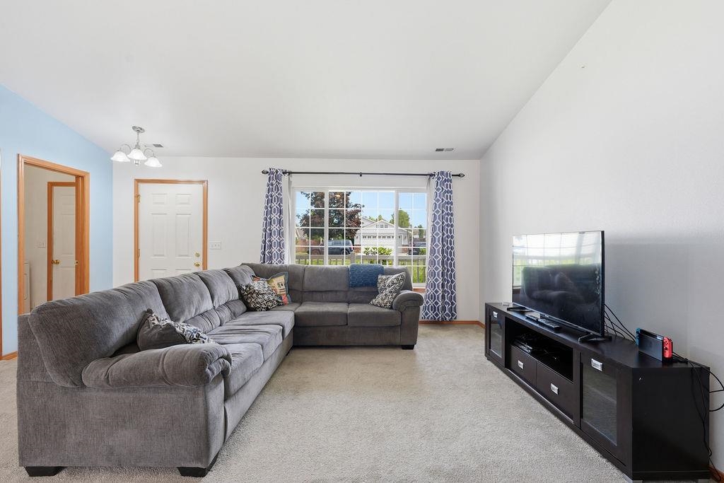 1616 E Vanetta Ln - Photo 8