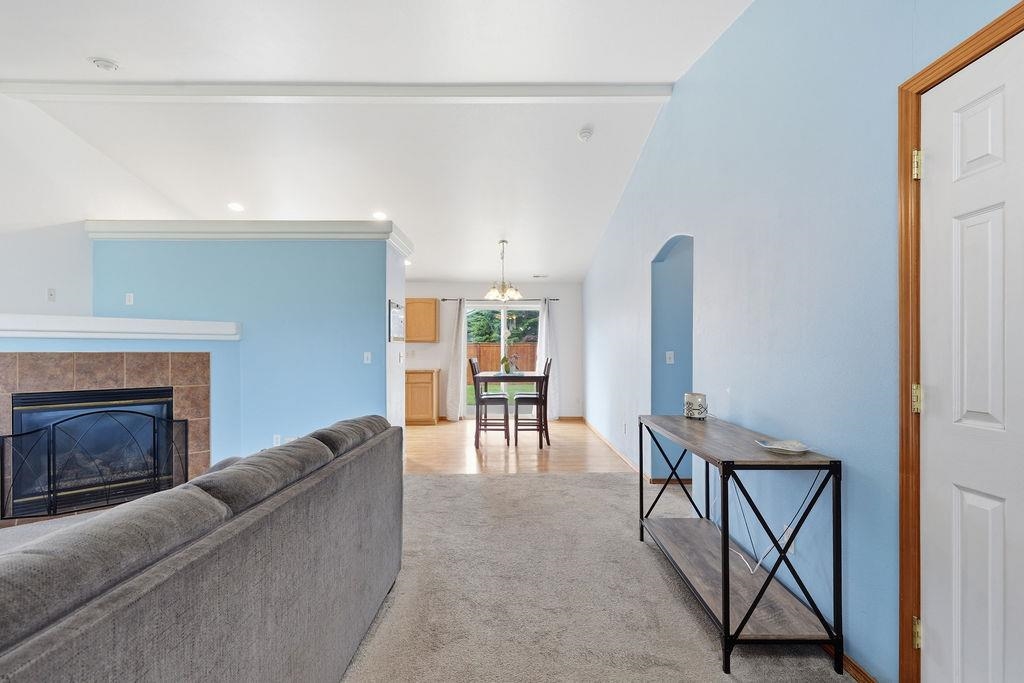 1616 E Vanetta Ln - Photo 9
