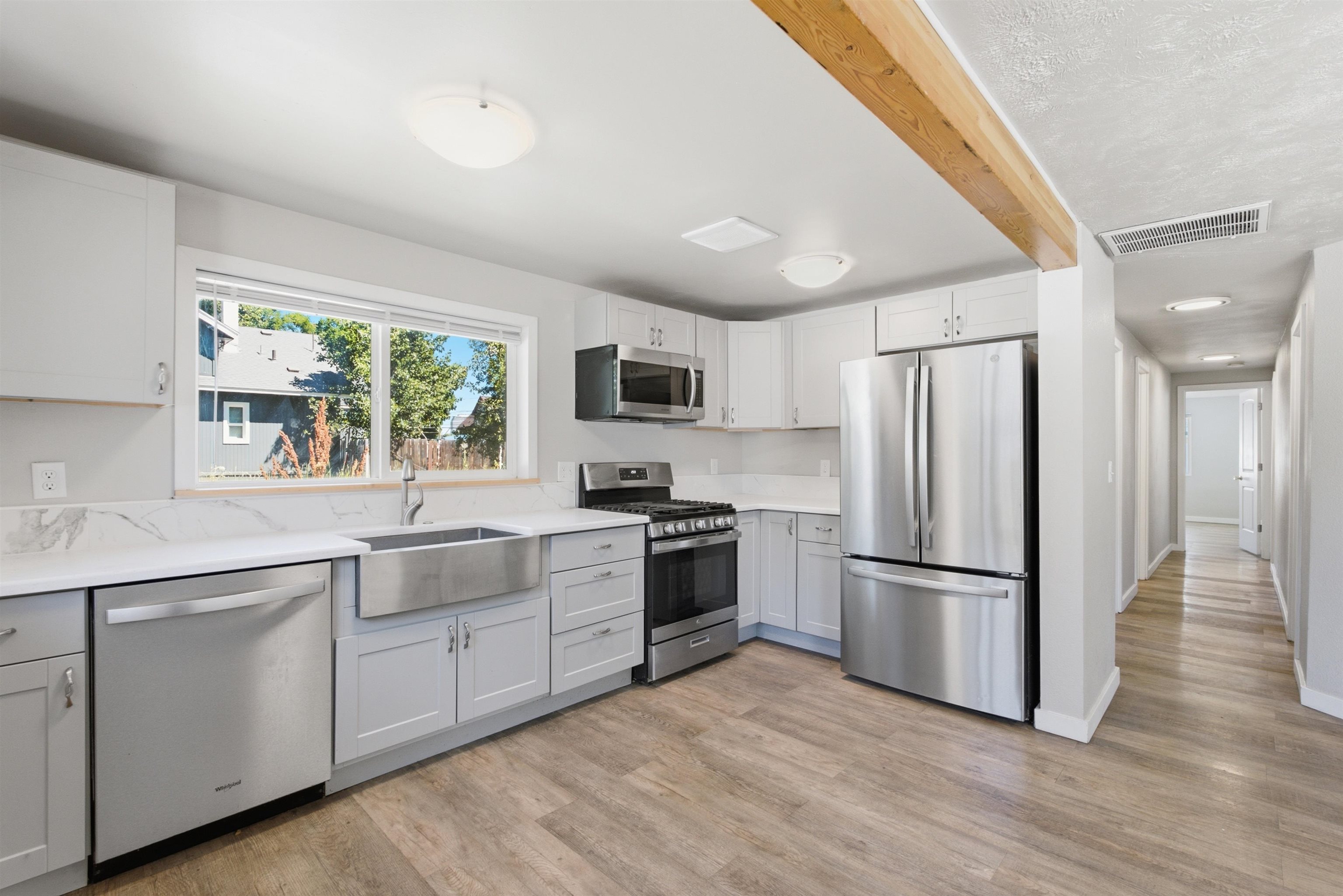 1827 W College Ave - Photo 5