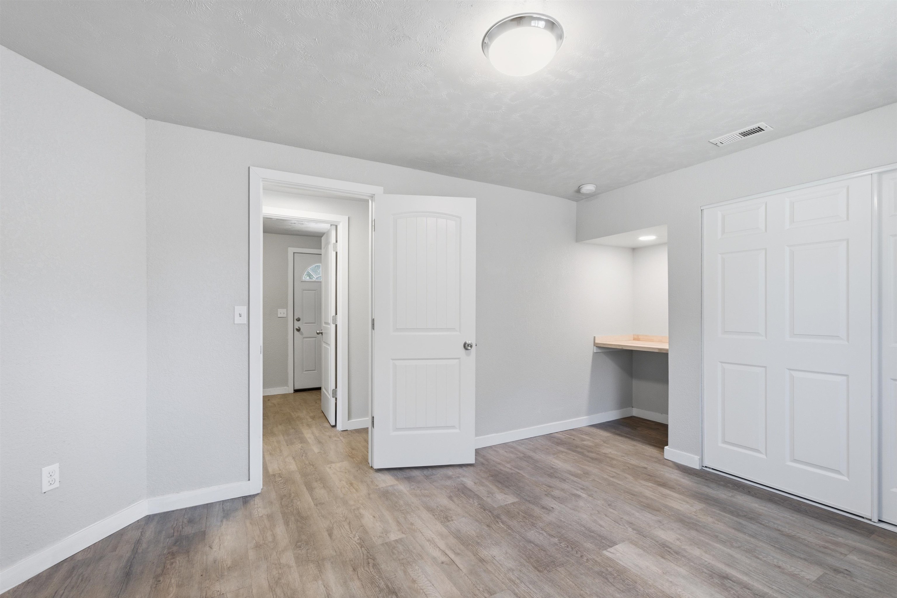 1827 W College Ave - Photo 10