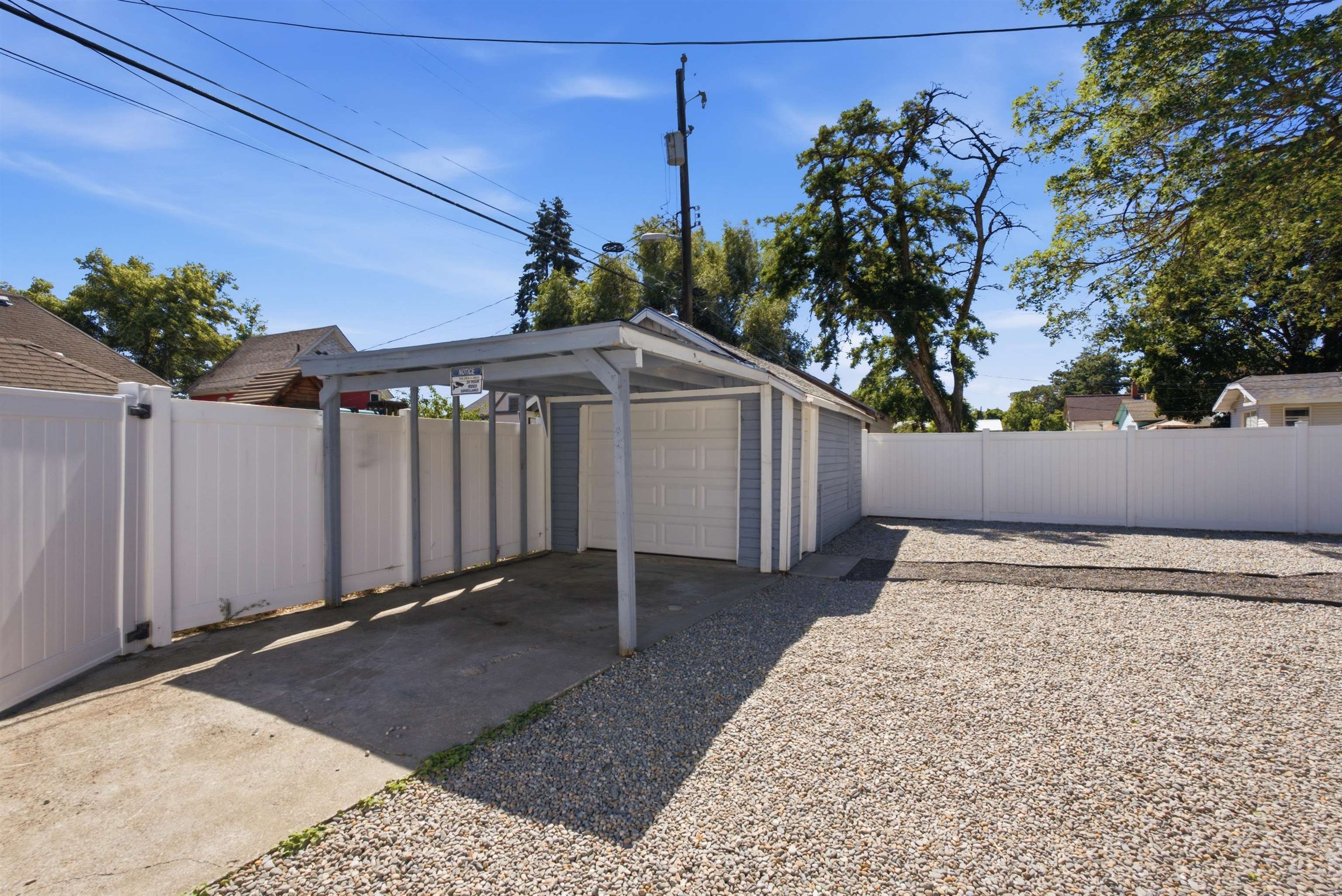 1827 W College Ave - Photo 16