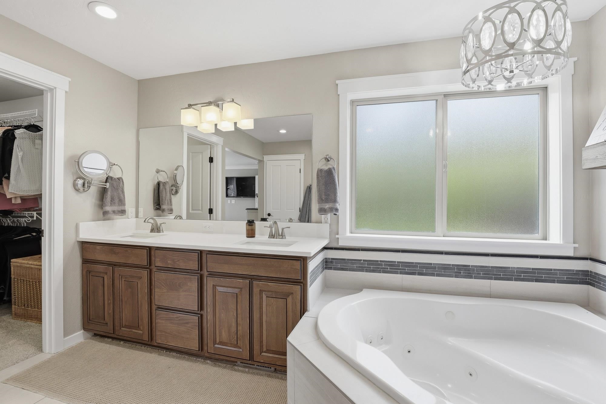 851 Thomas Ln - Photo 19