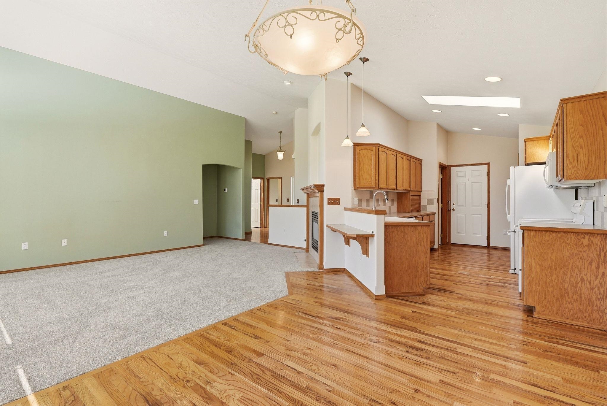 307 W Greta Ln - Photo 6