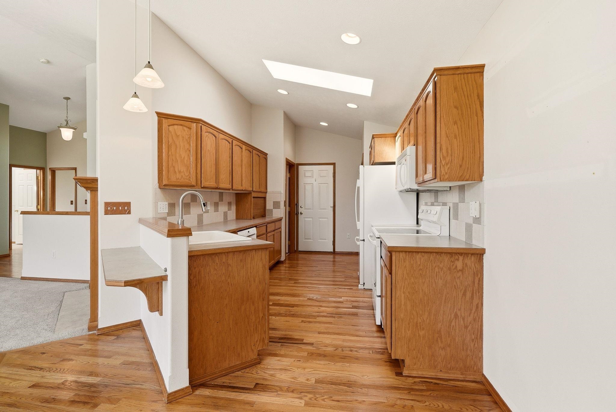 307 W Greta Ln - Photo 8