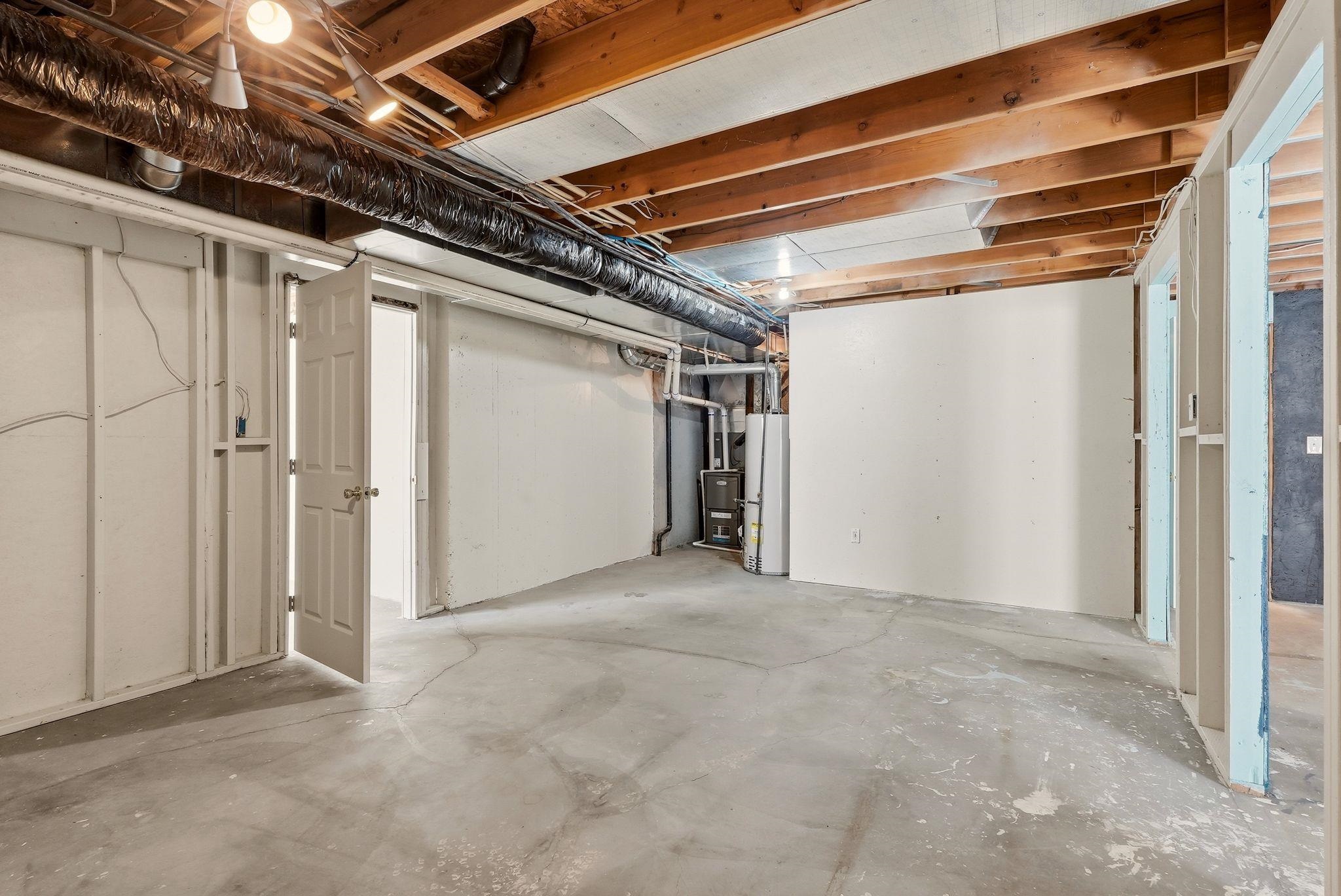 307 W Greta Ln - Photo 27