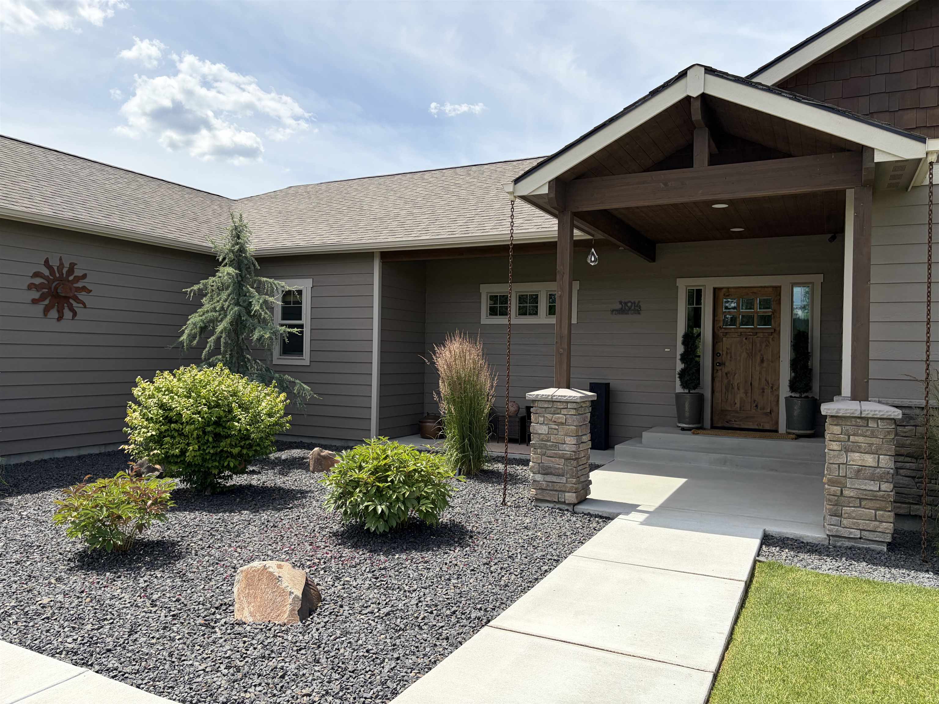 31914 N Zander Ln - Photo 1