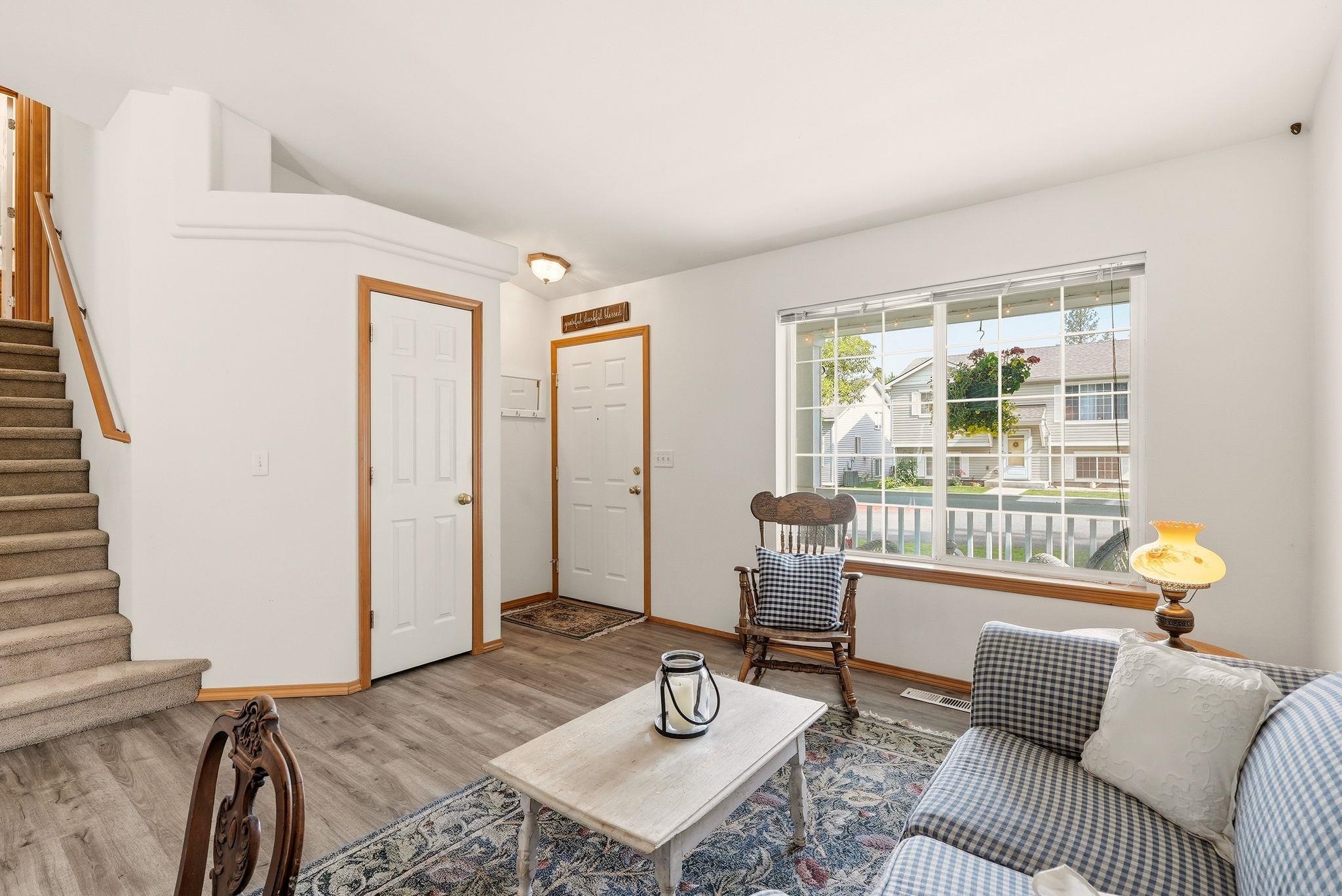 10212 E 17th Ln - Photo 9