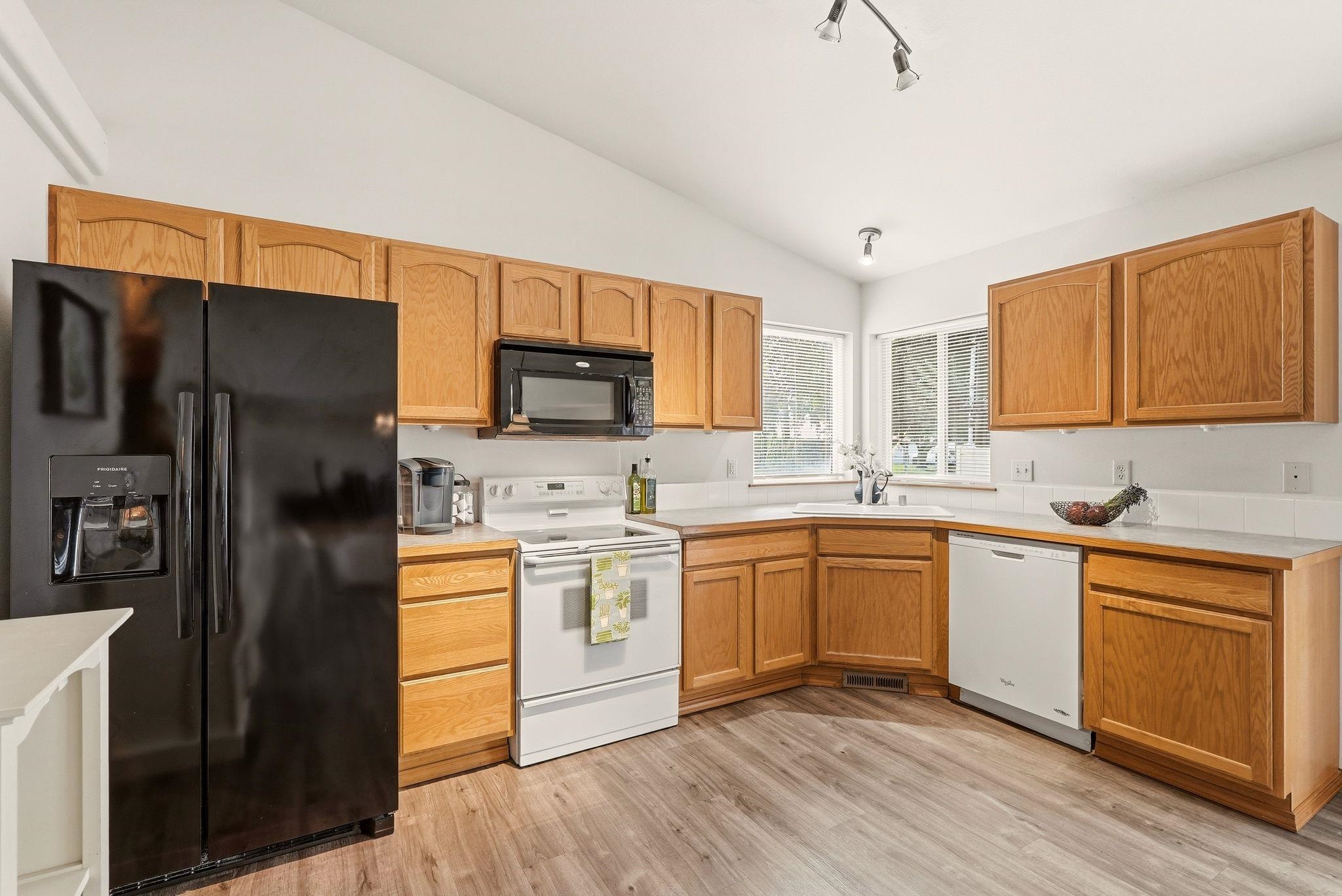 10212 E 17th Ln - Photo 14