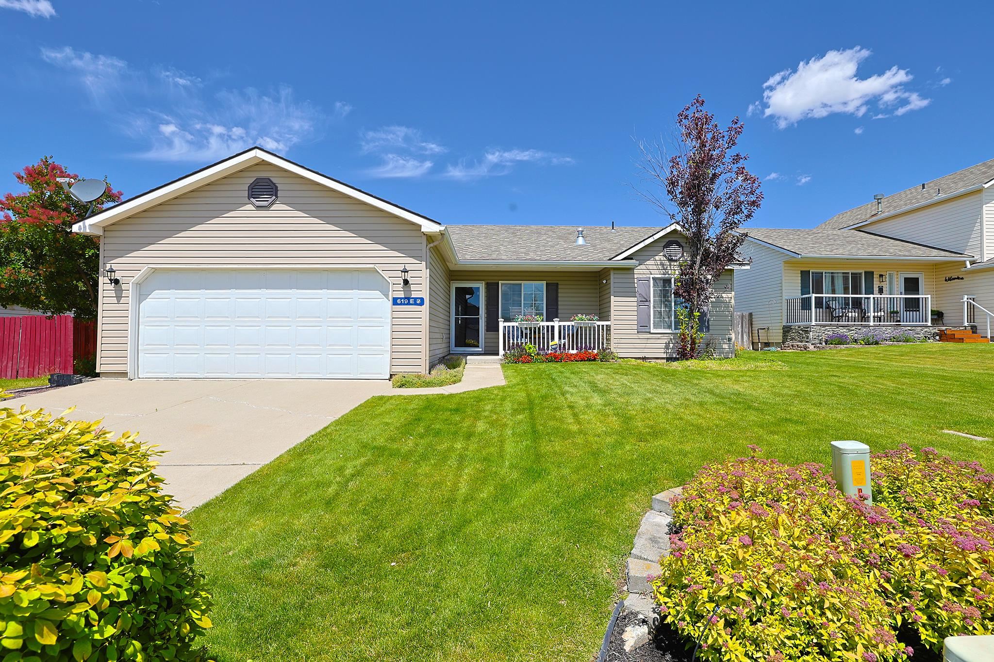 619 E Tara Lee Ave - Photo 3
