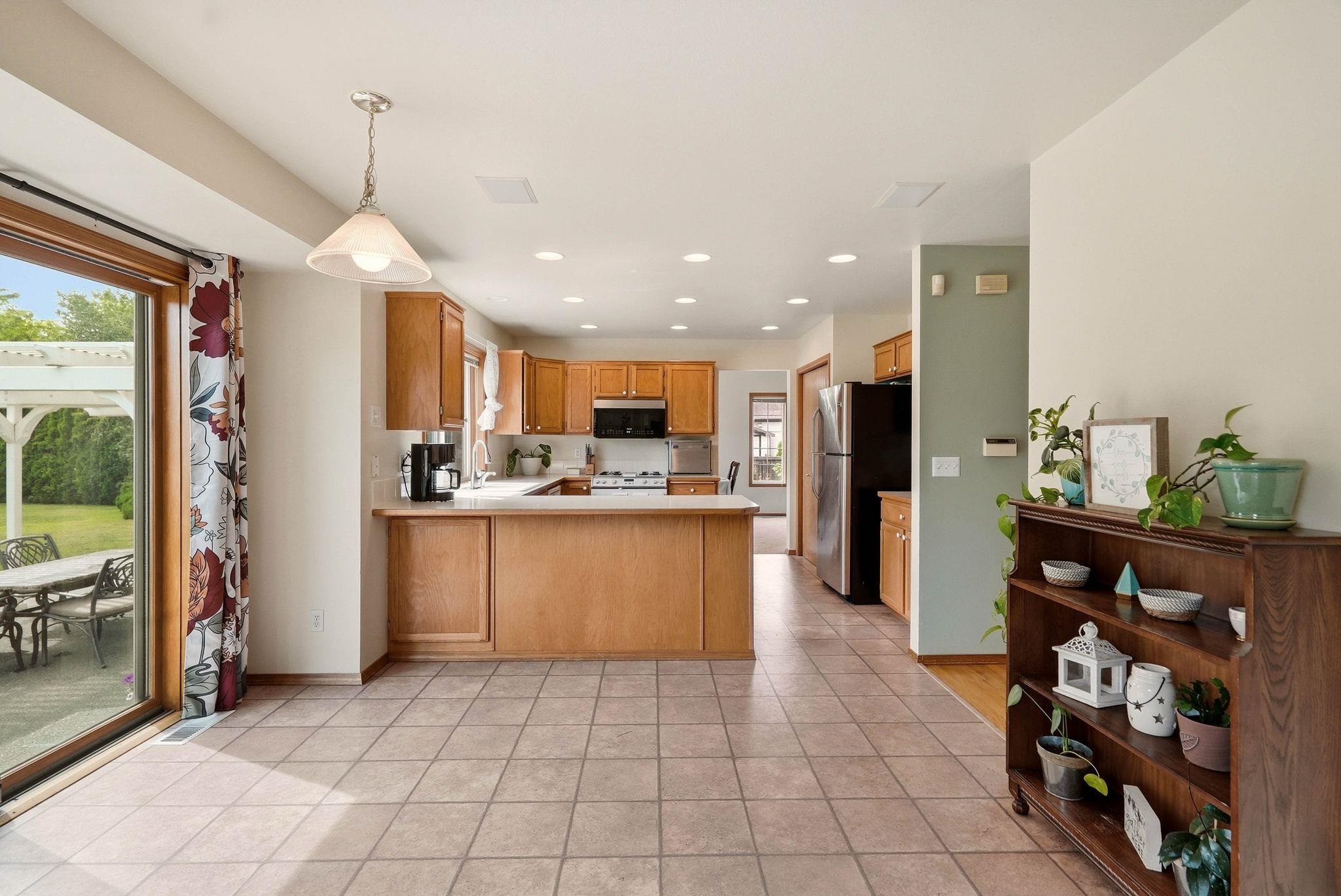 3825 S Bates Ct - Photo 10