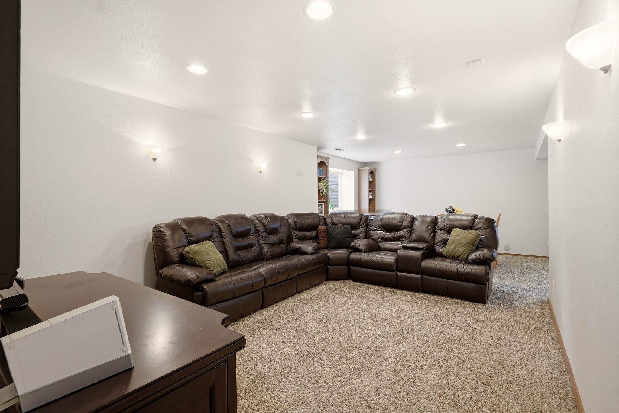 3825 S Bates Ct - Photo 25