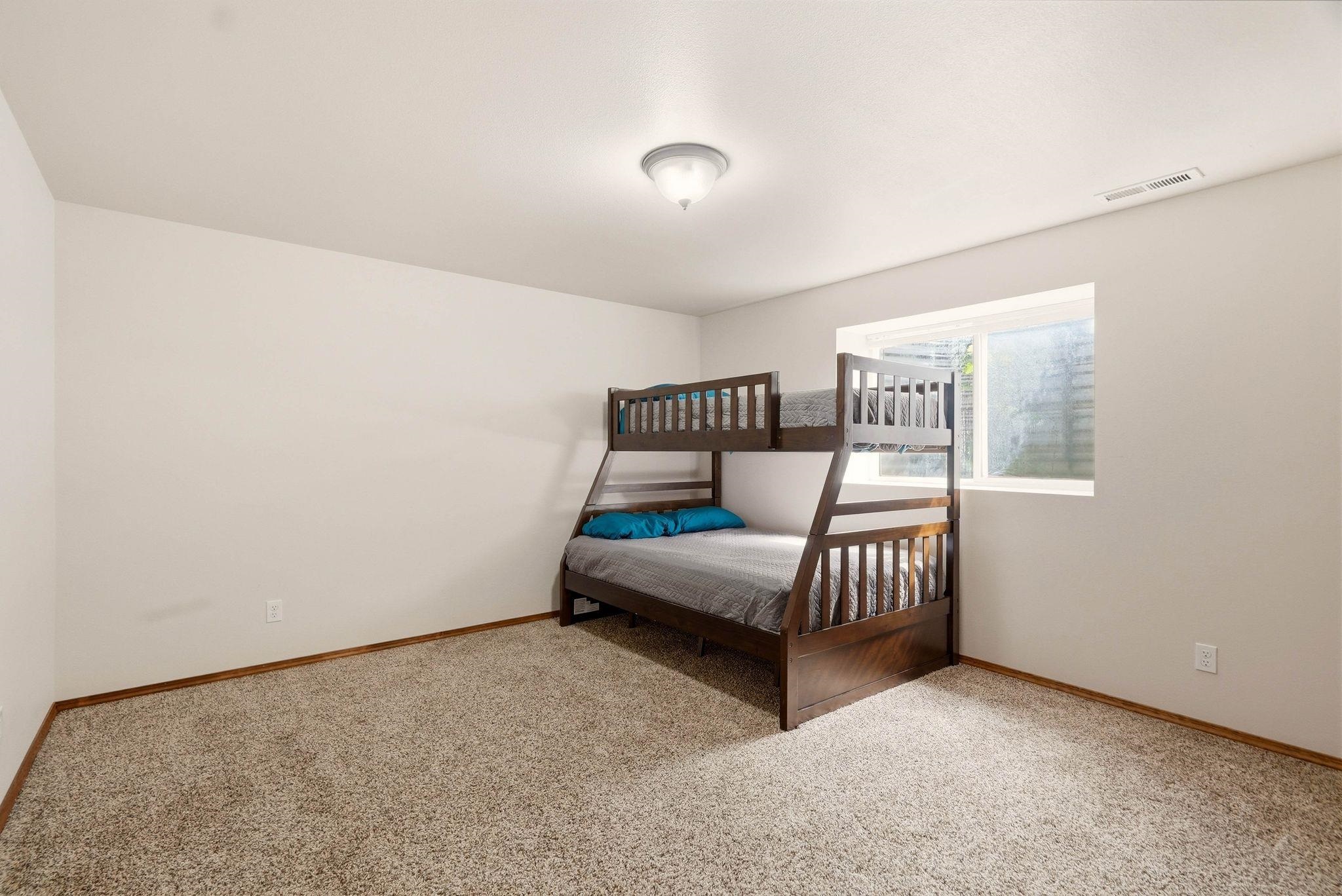 3825 S Bates Ct - Photo 28
