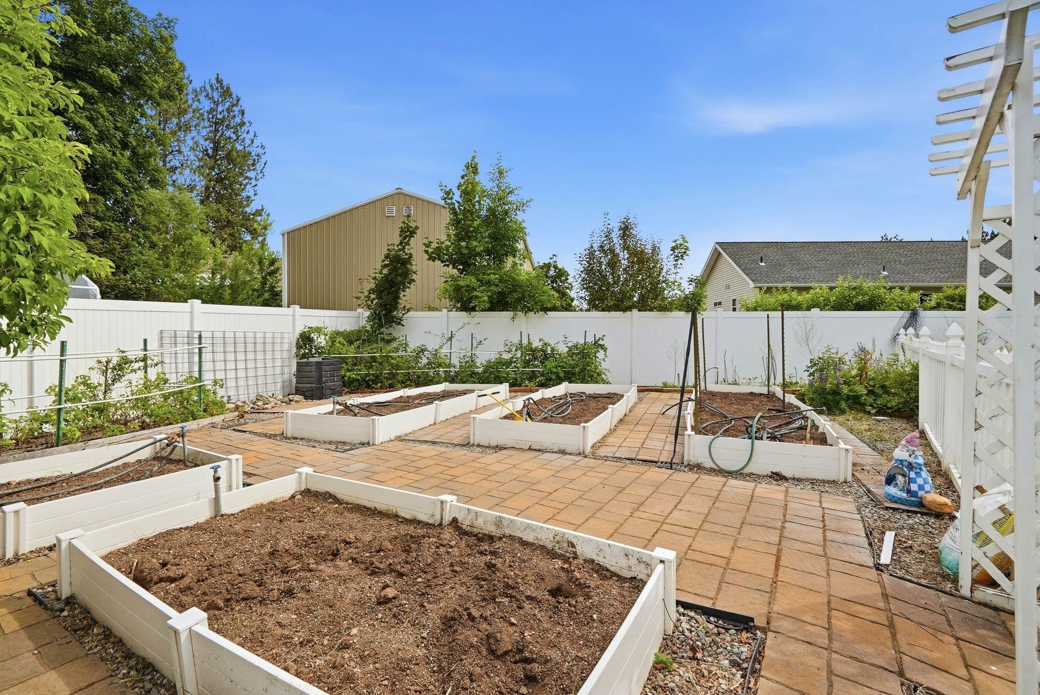 3825 S Bates Ct - Photo 33
