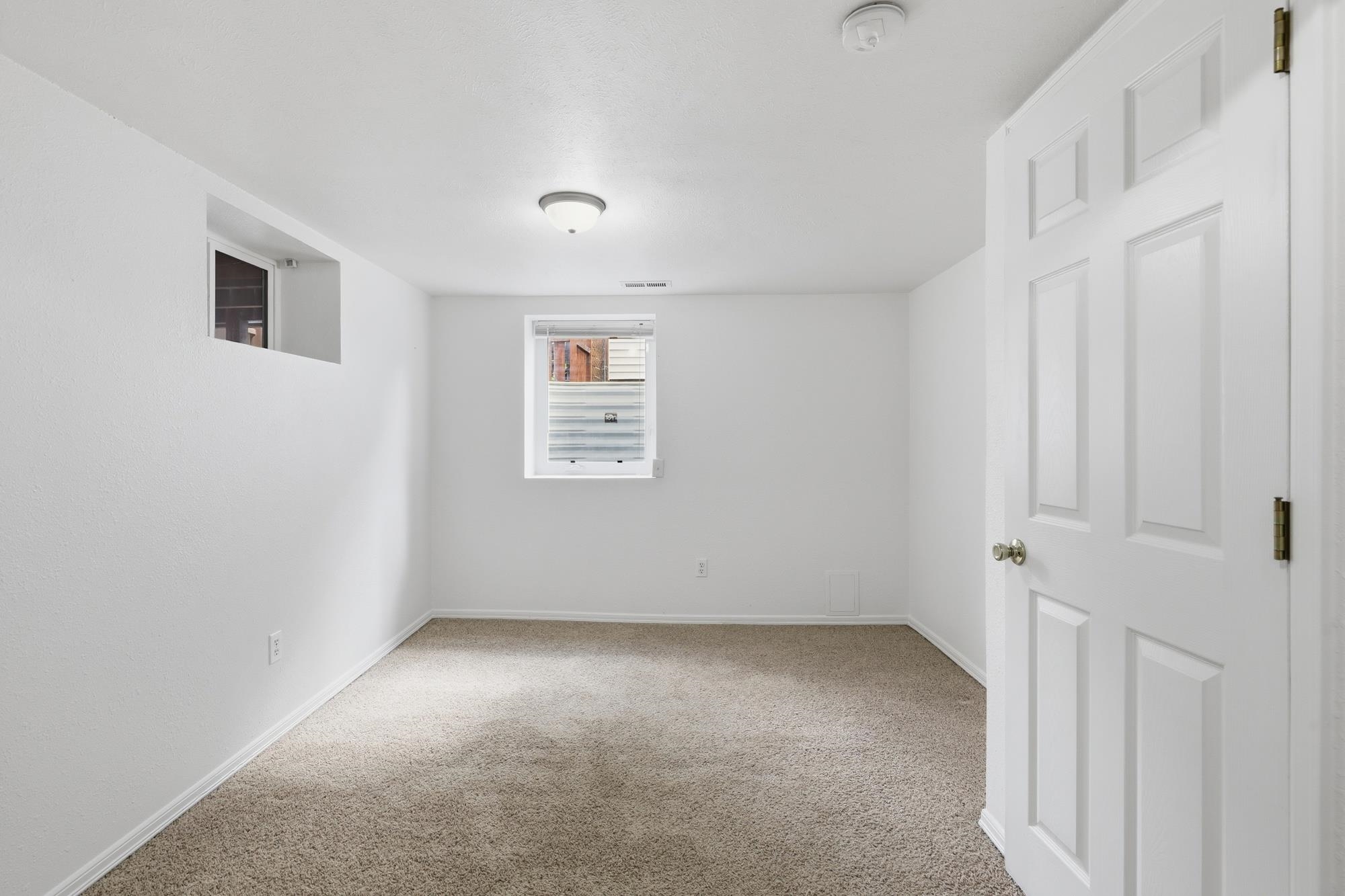 1623 E 15TH Ave - Photo 23