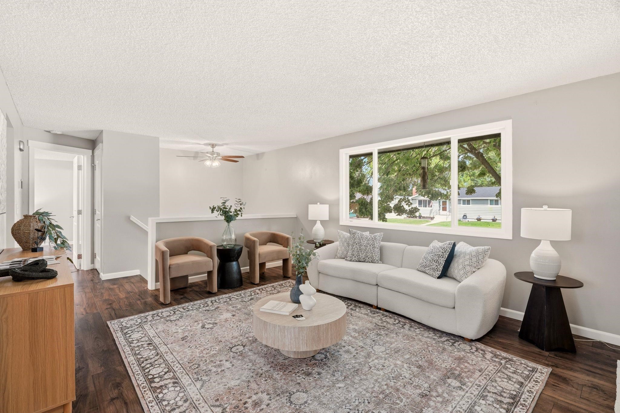 4221 W Everett Ave - Photo 3
