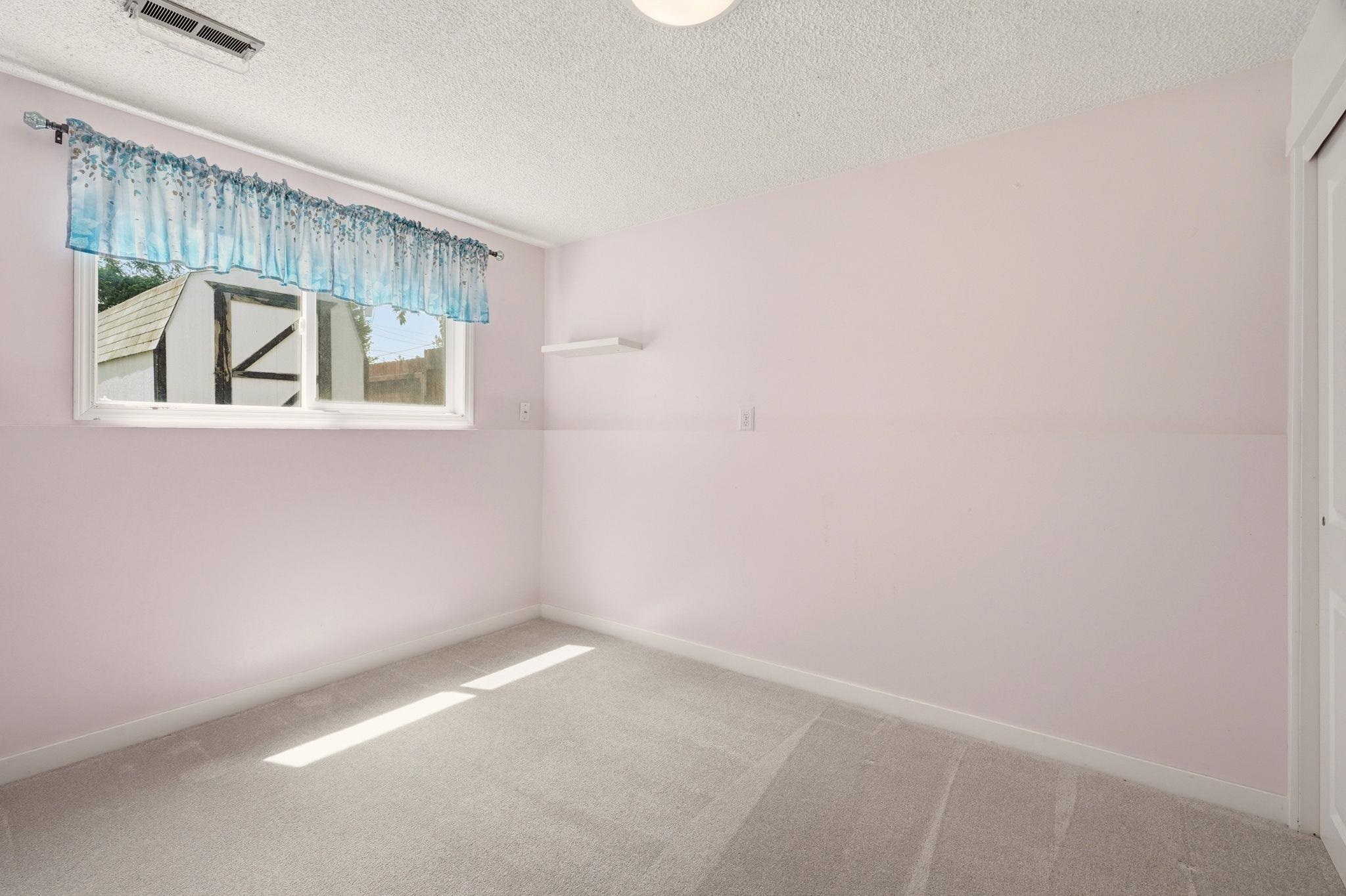 4221 W Everett Ave - Photo 20