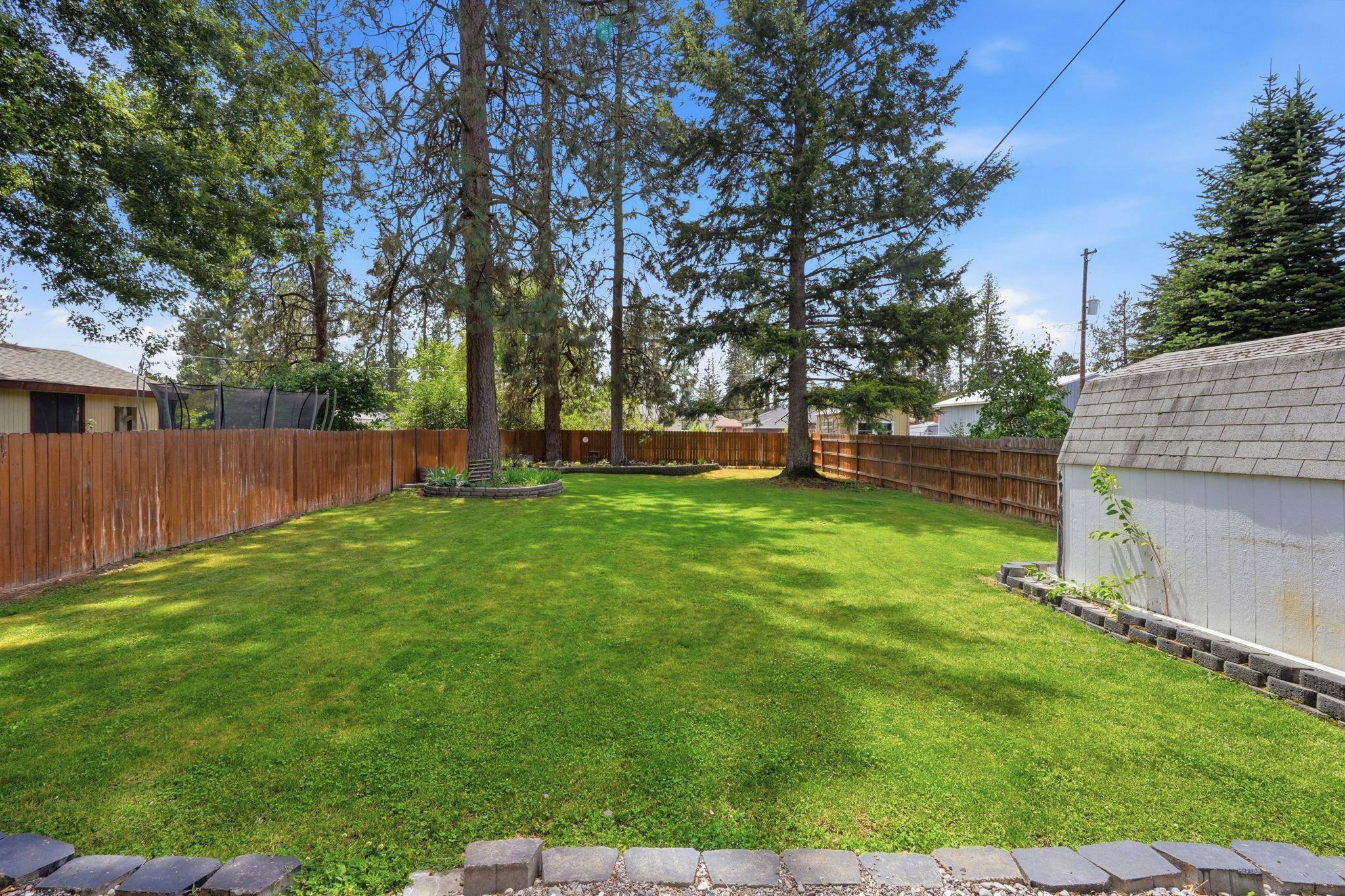 4221 W Everett Ave - Photo 31