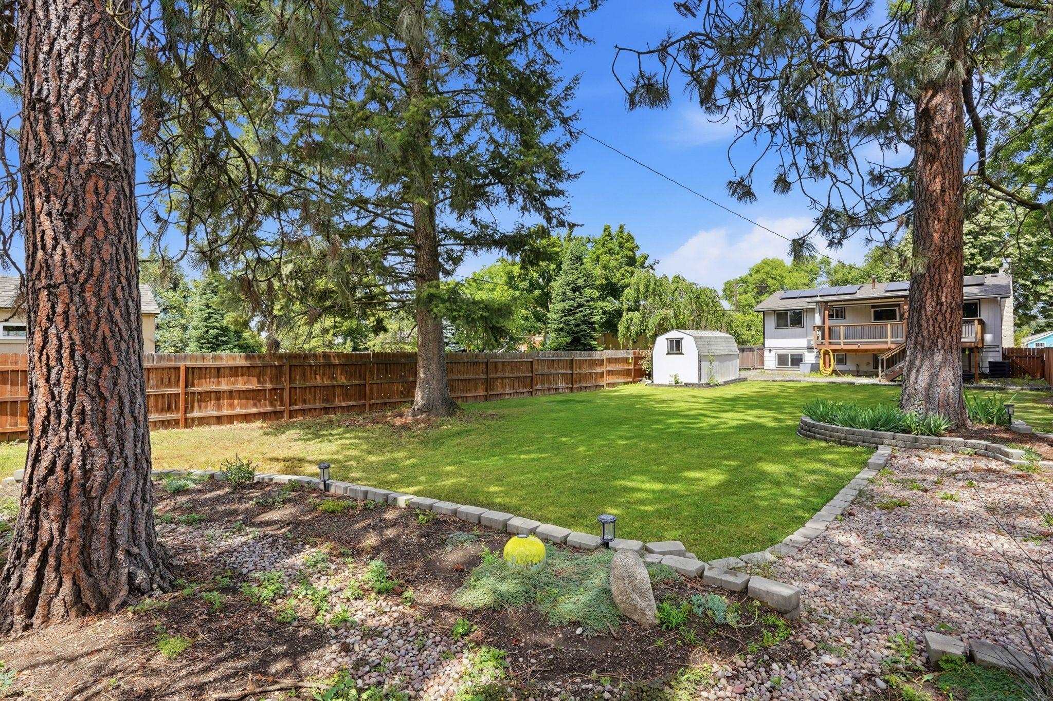 4221 W Everett Ave - Photo 34