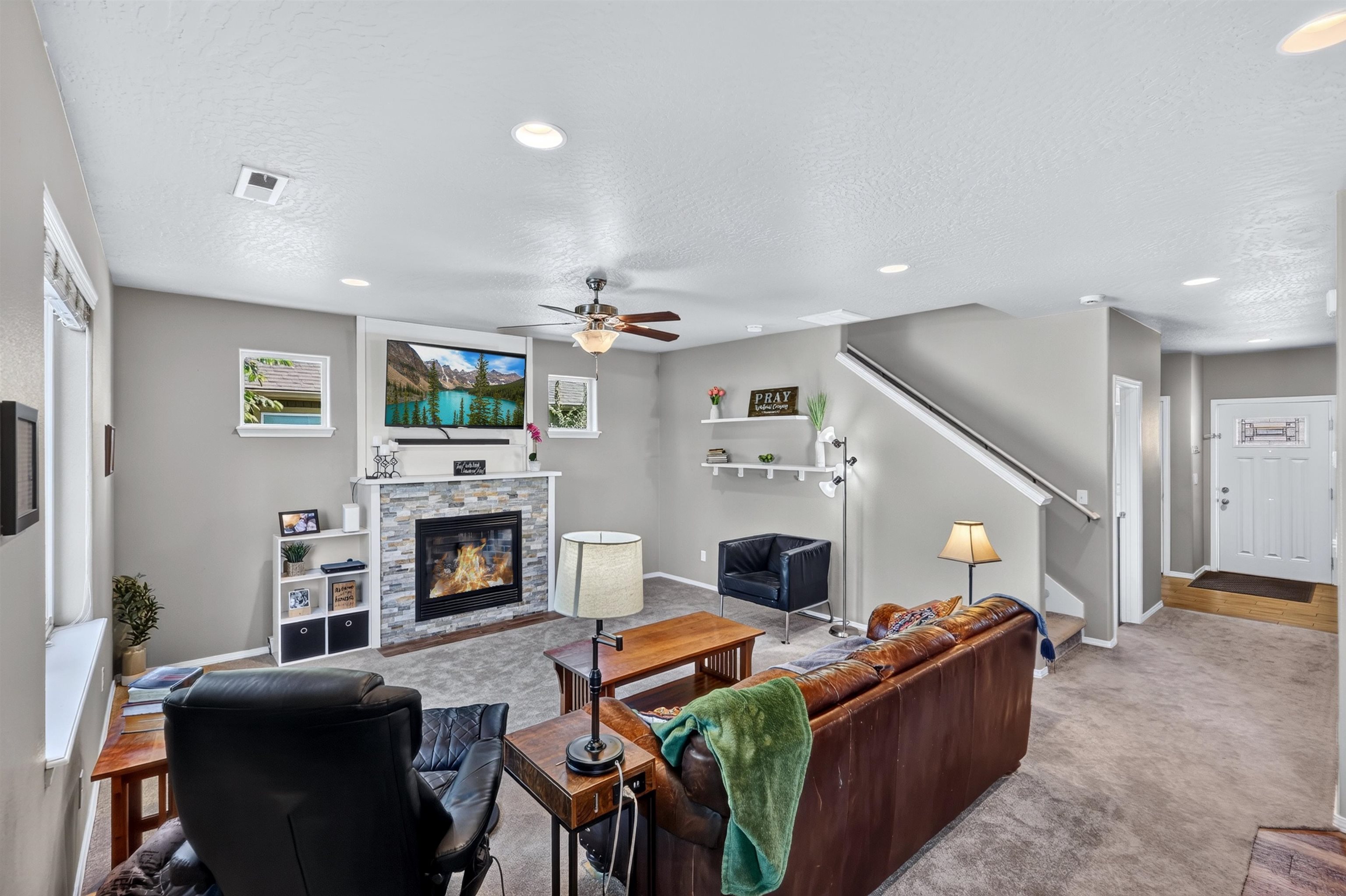 2813 N Harmony St - Photo 9