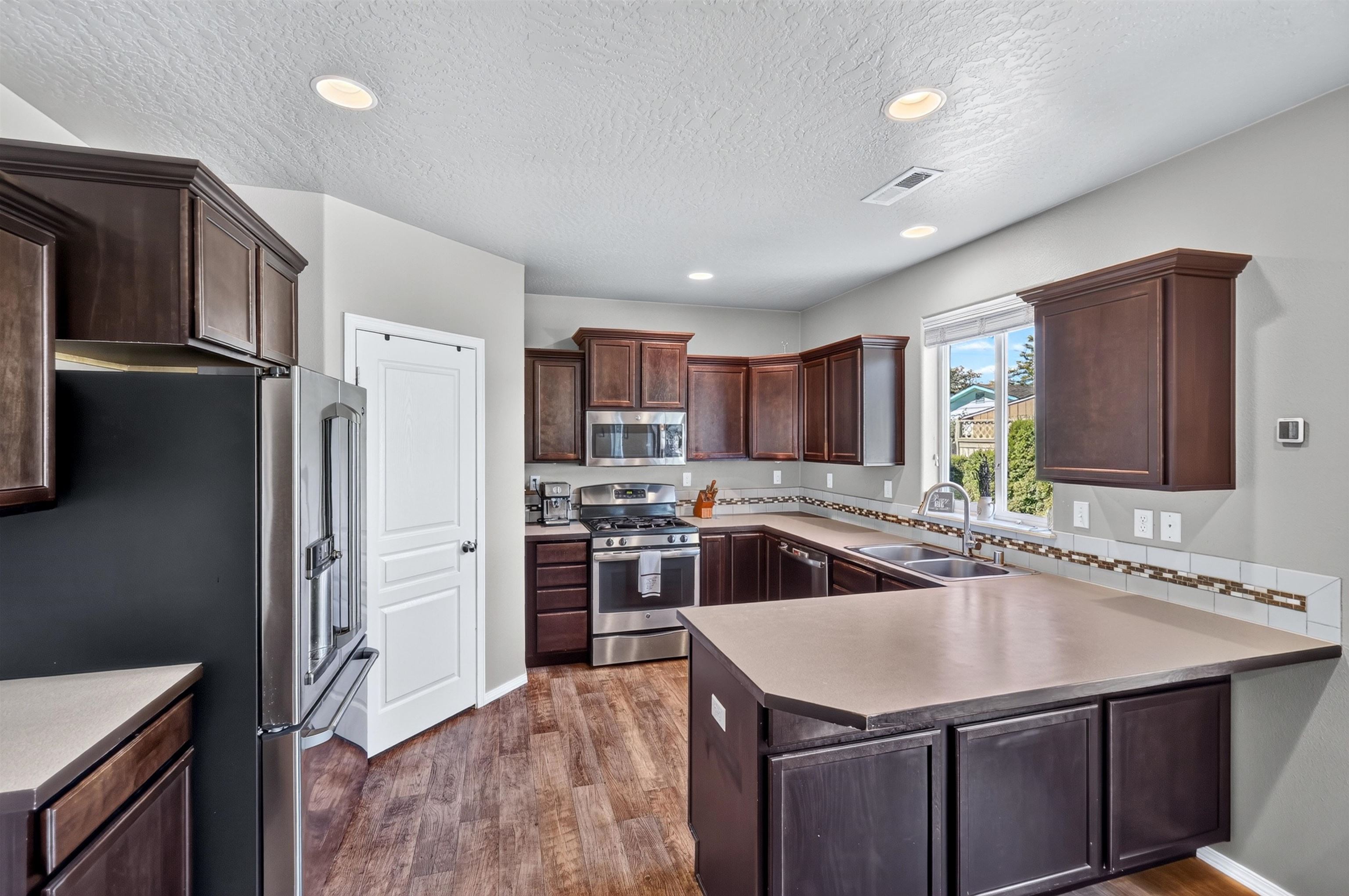 2813 N Harmony St - Photo 14