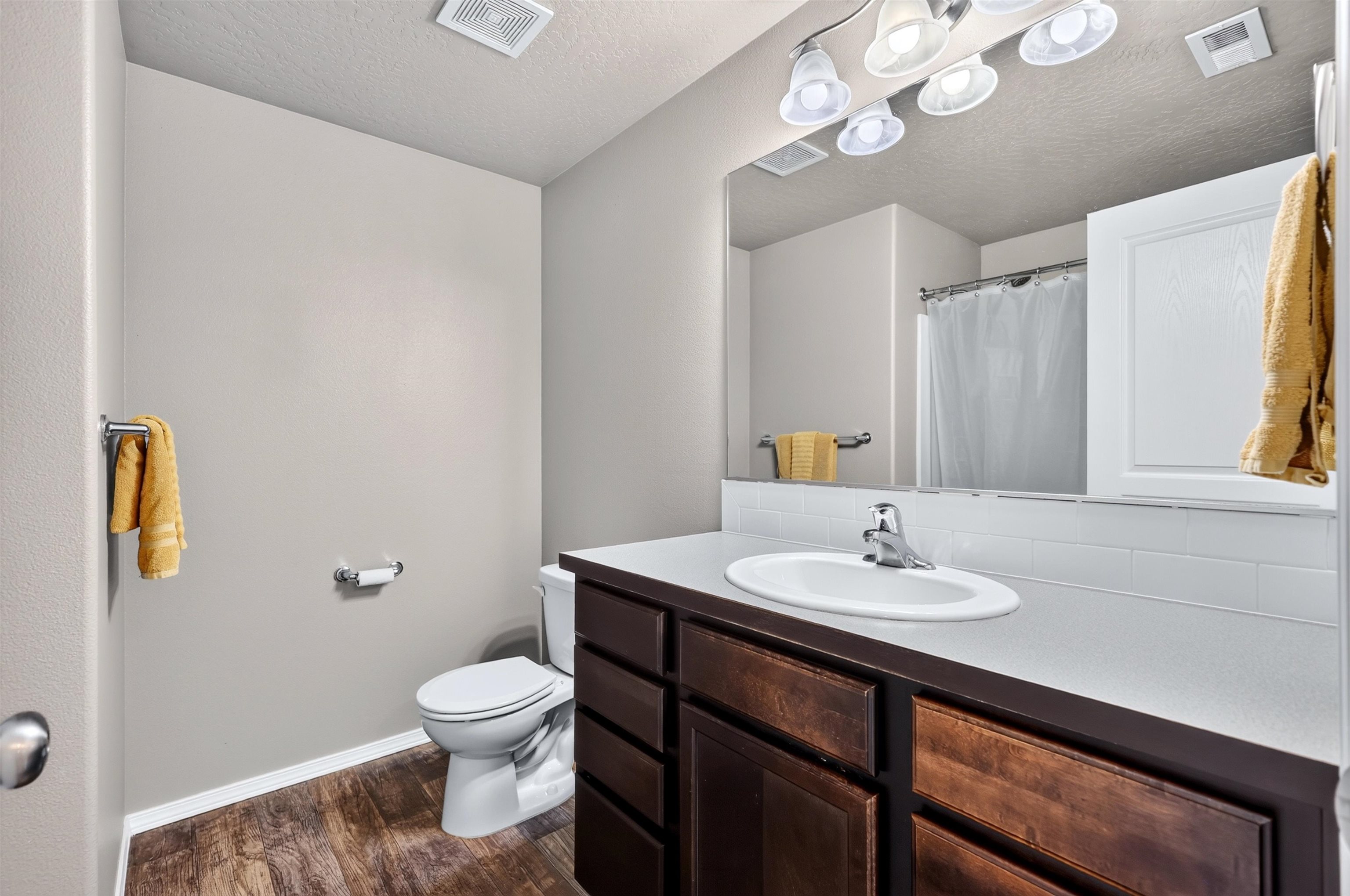 2813 N Harmony St - Photo 24
