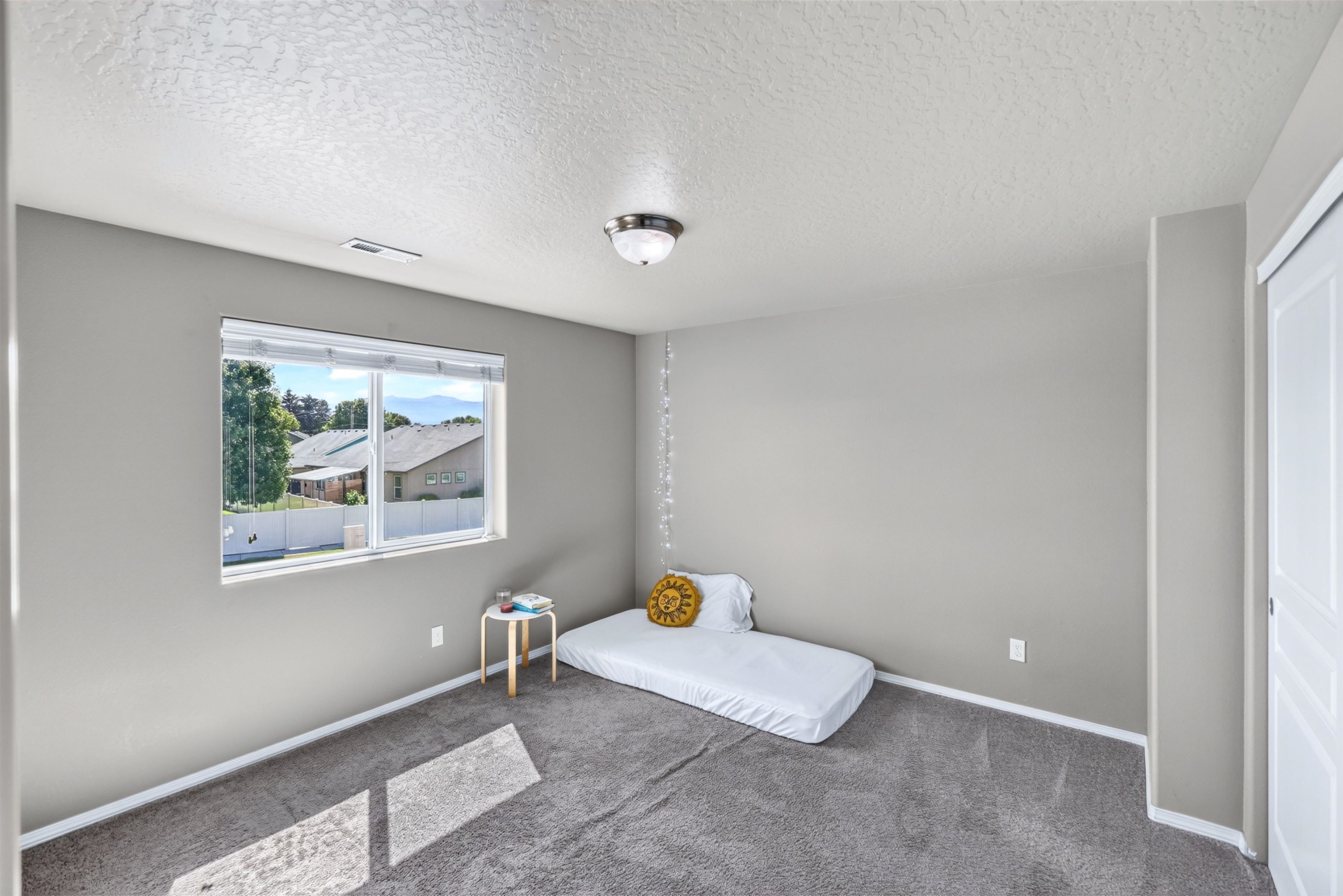 2813 N Harmony St - Photo 26