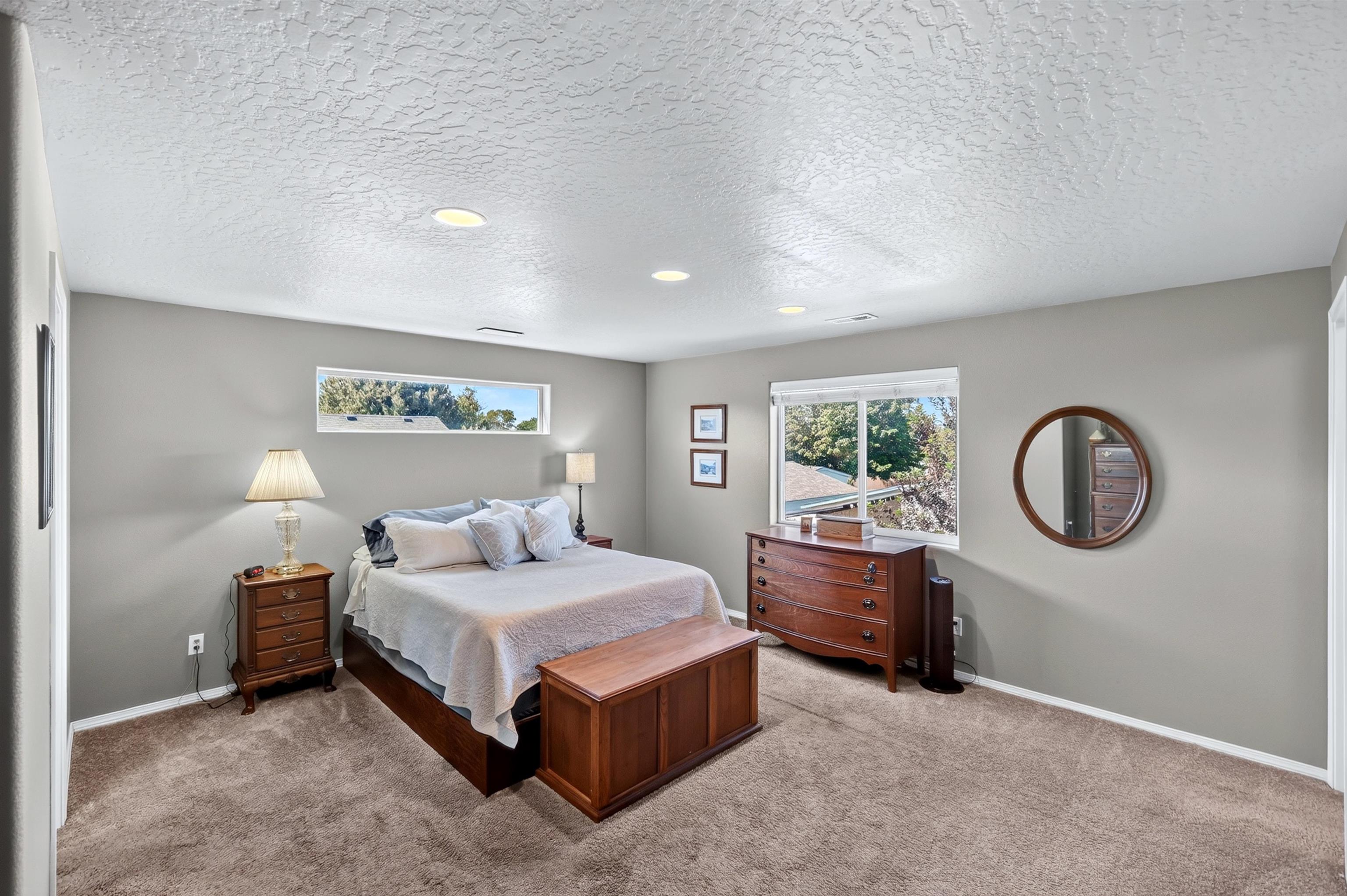 2813 N Harmony St - Photo 31
