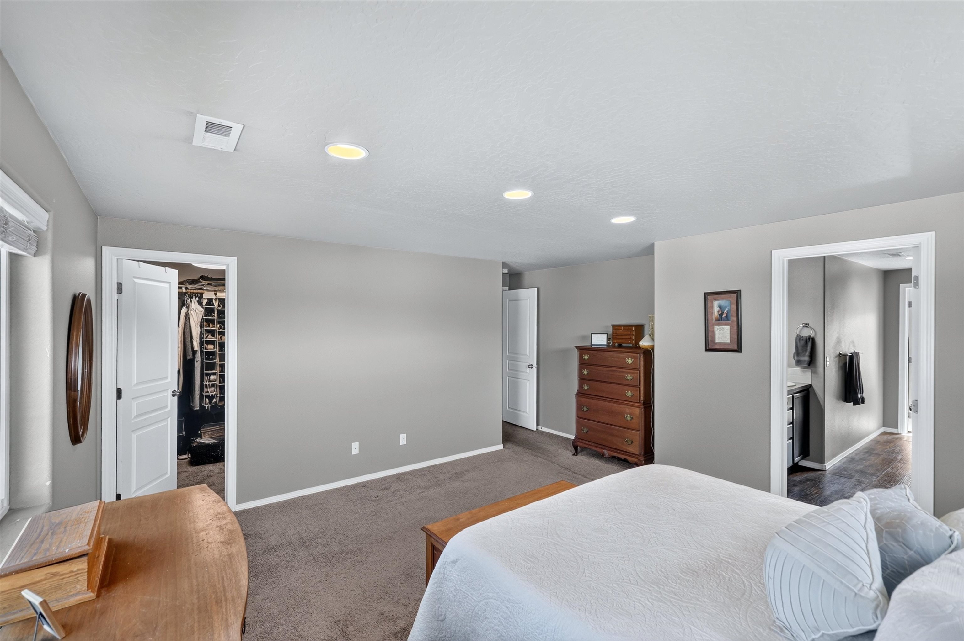2813 N Harmony St - Photo 32