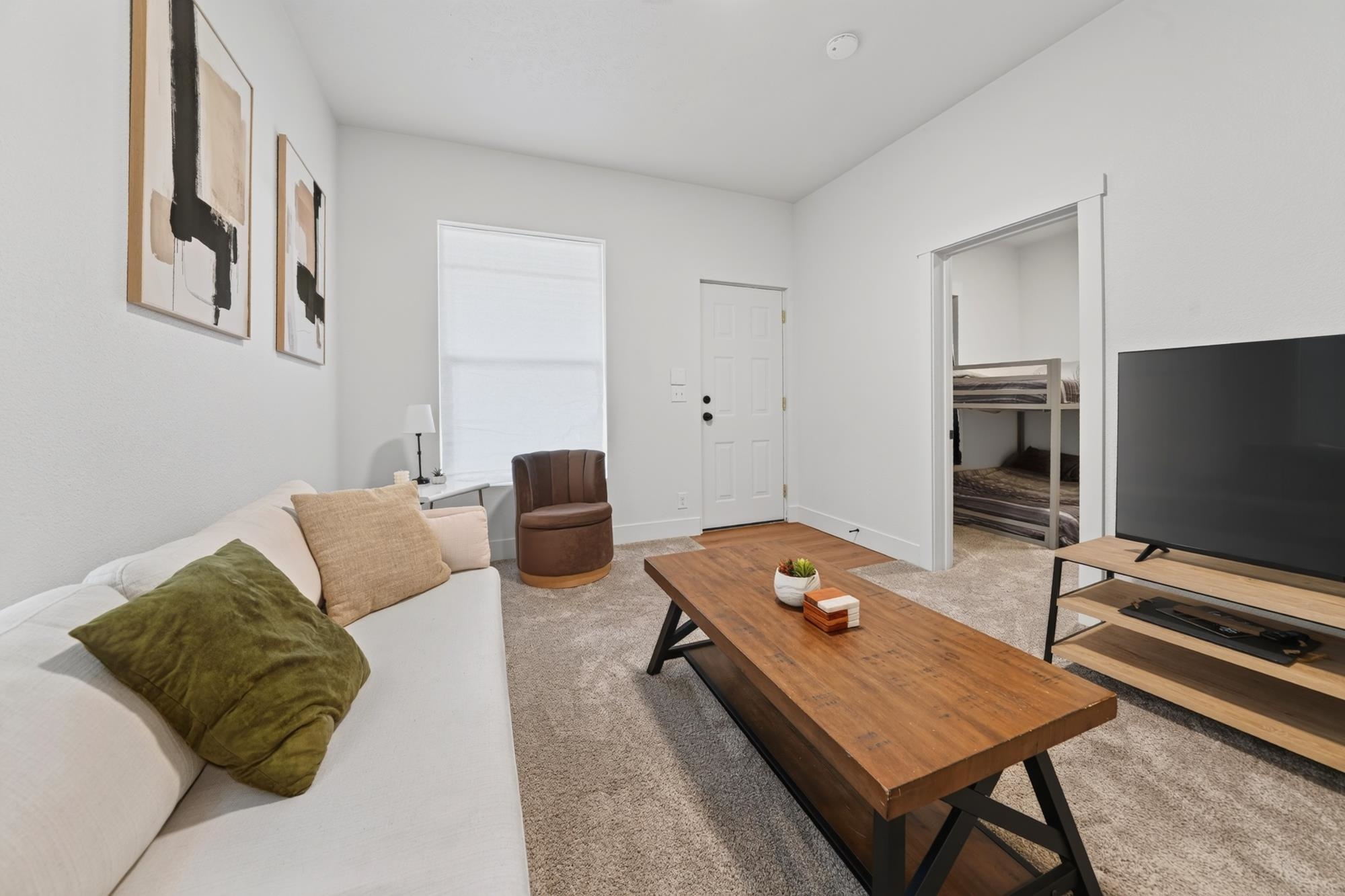 1507 N Maple St - Photo 3