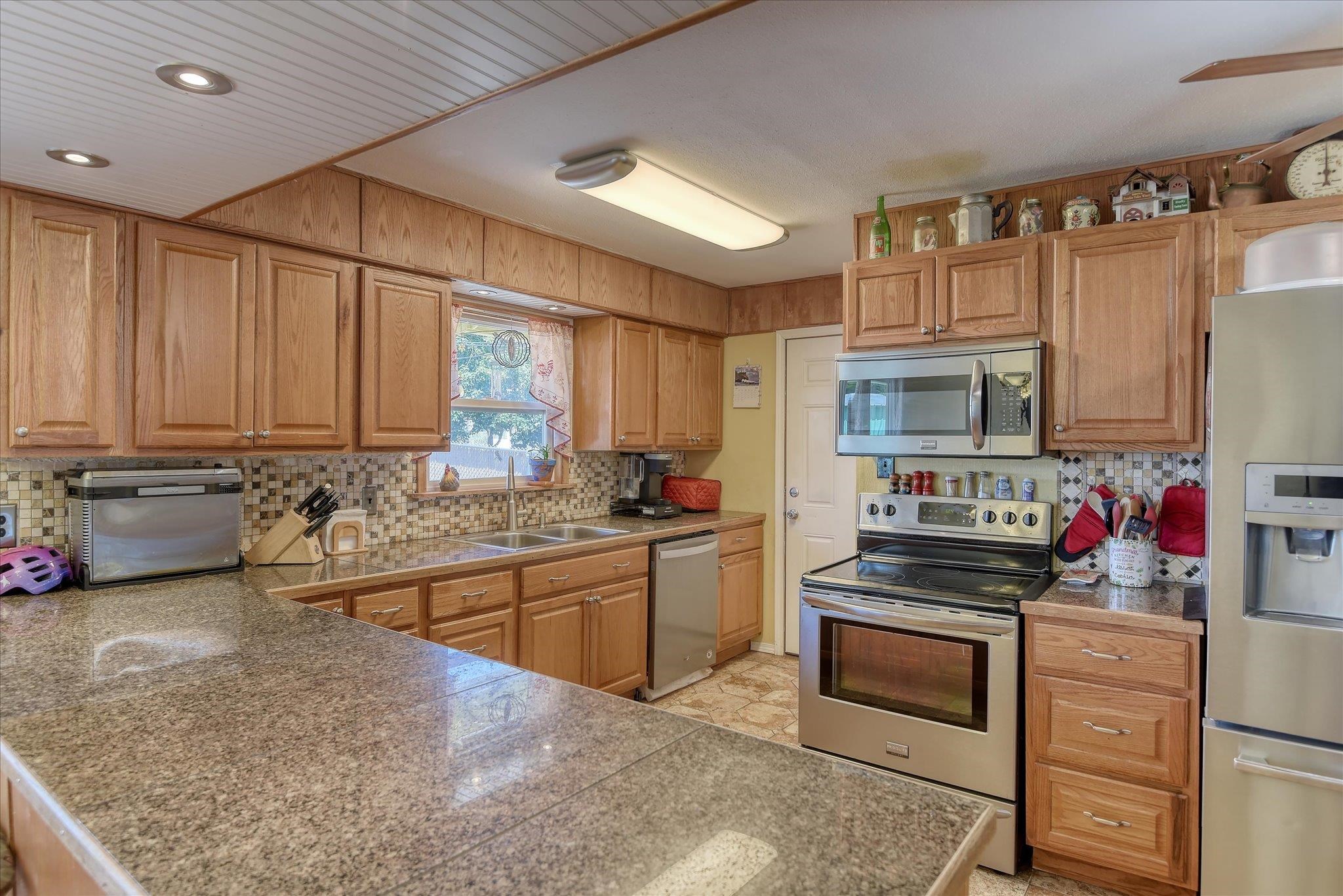 3907 E Cleveland Ave - Photo 9