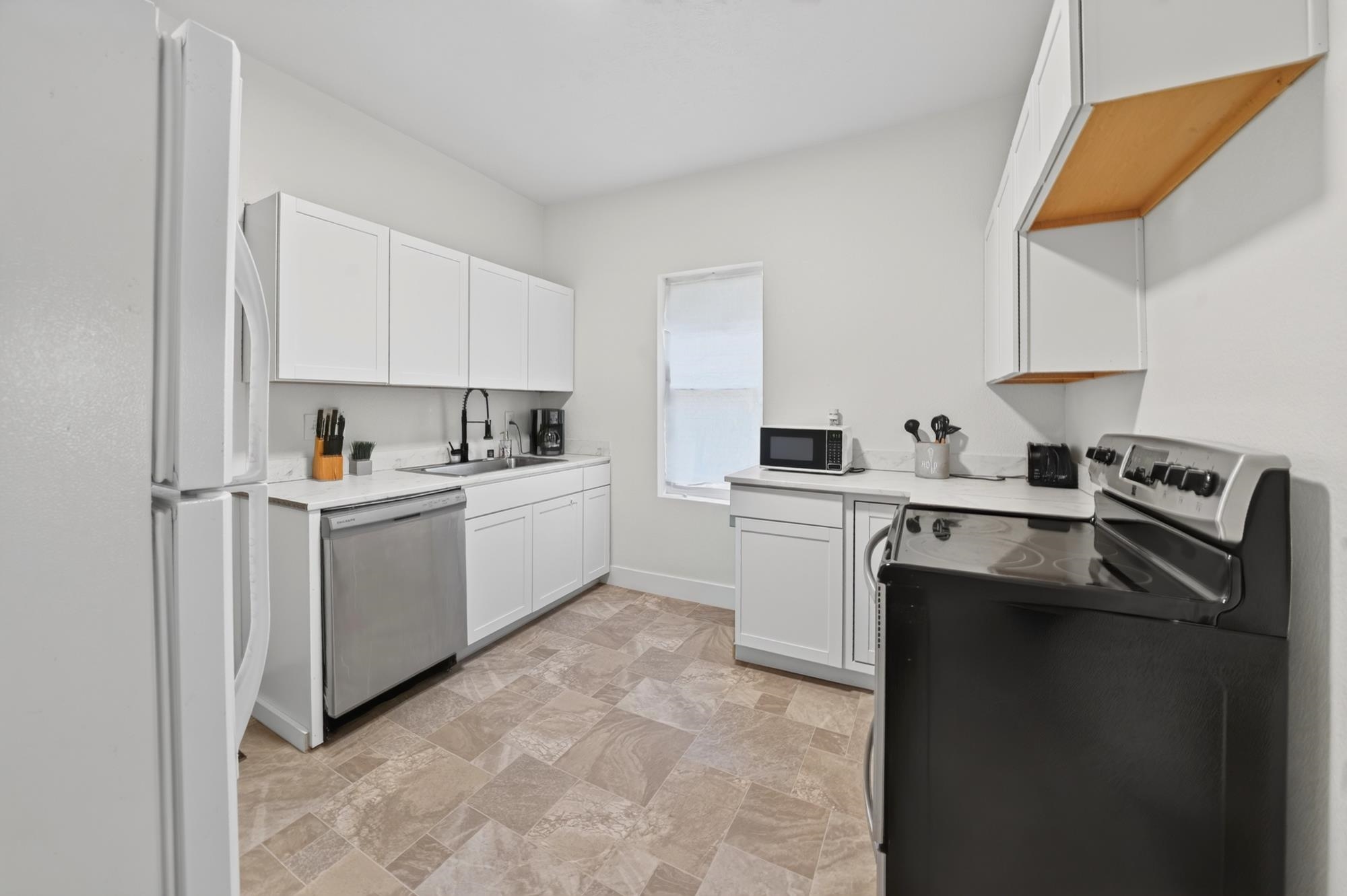 1507 N Maple St - Photo 7