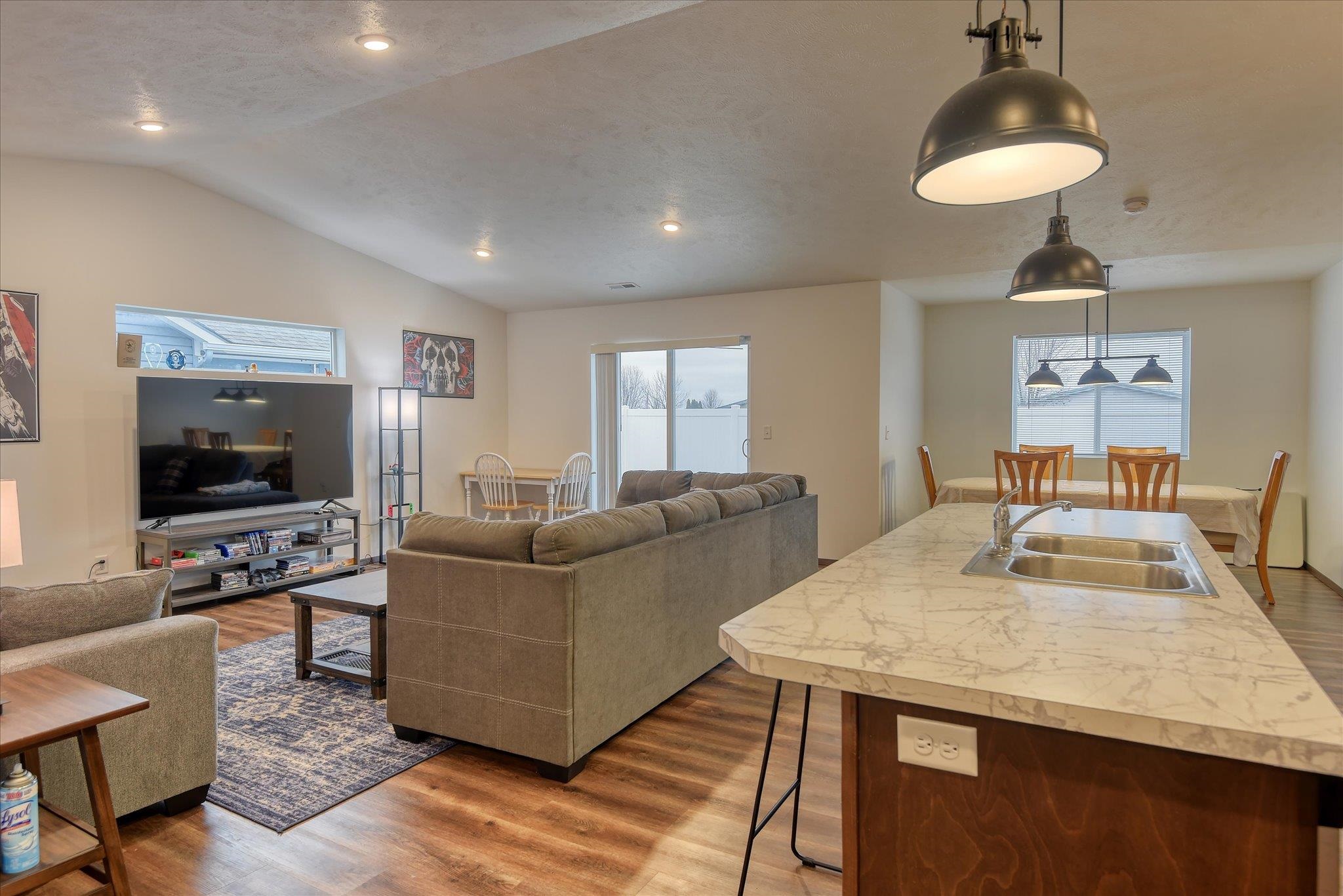 10330 W Salmonberry Rd - Photo 3
