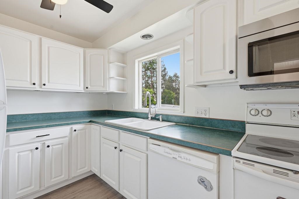 3003 S Bernard St - Photo 9