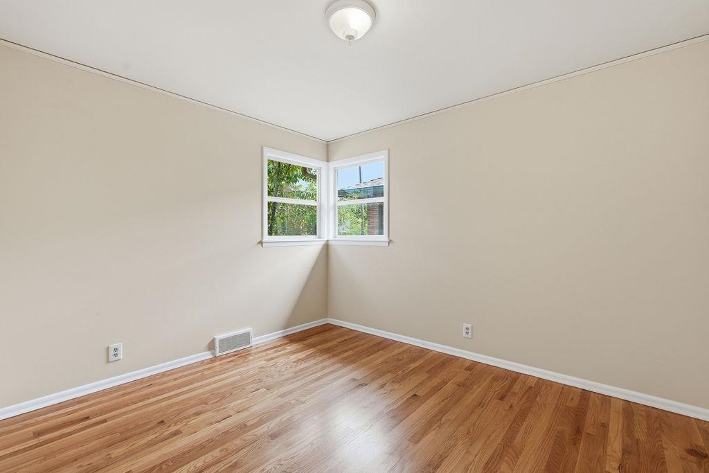 3003 S Bernard St - Photo 14
